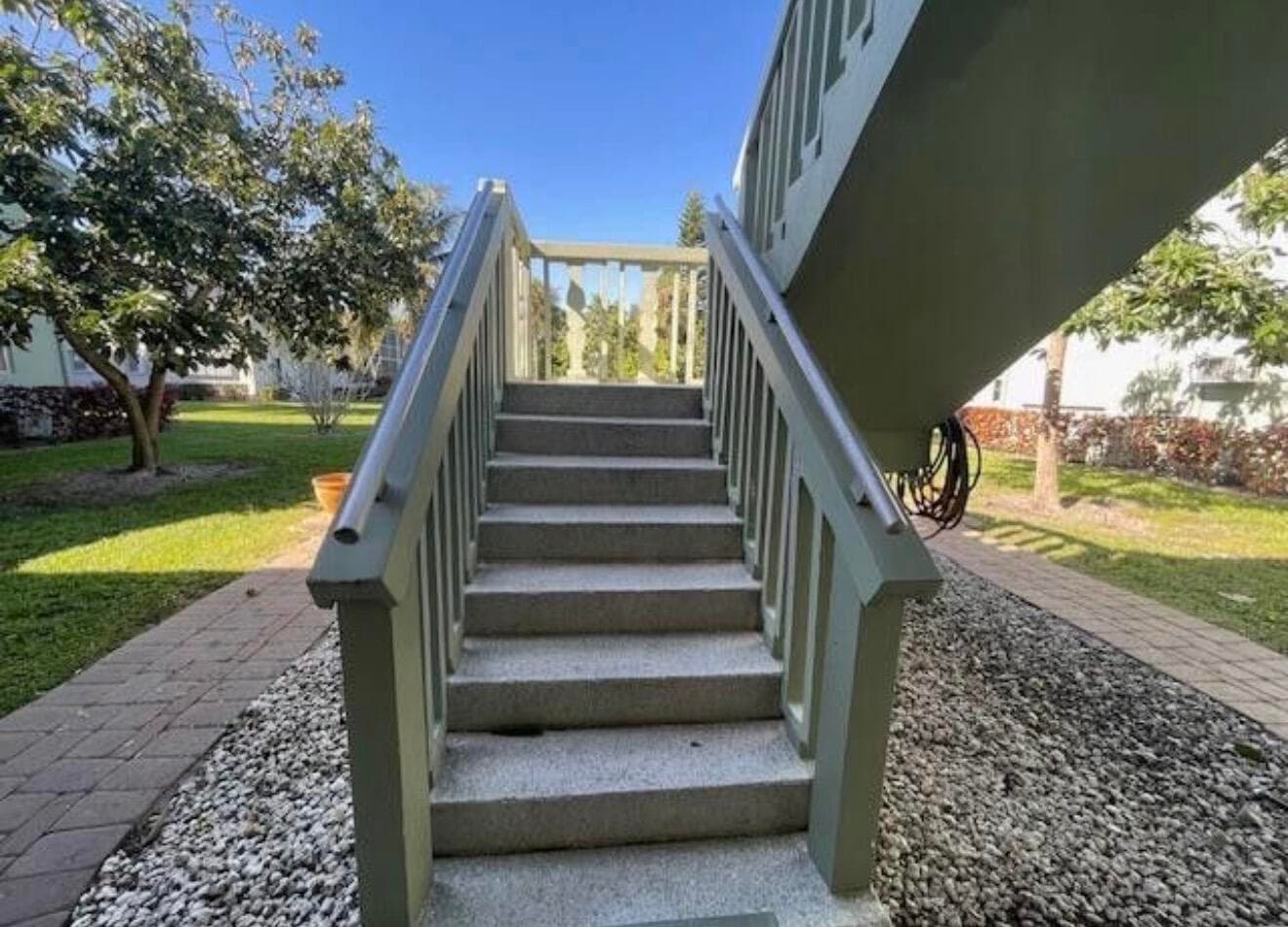 66 Easthampton C C, West Palm Beach, FL 33417 — photo 2 of 19