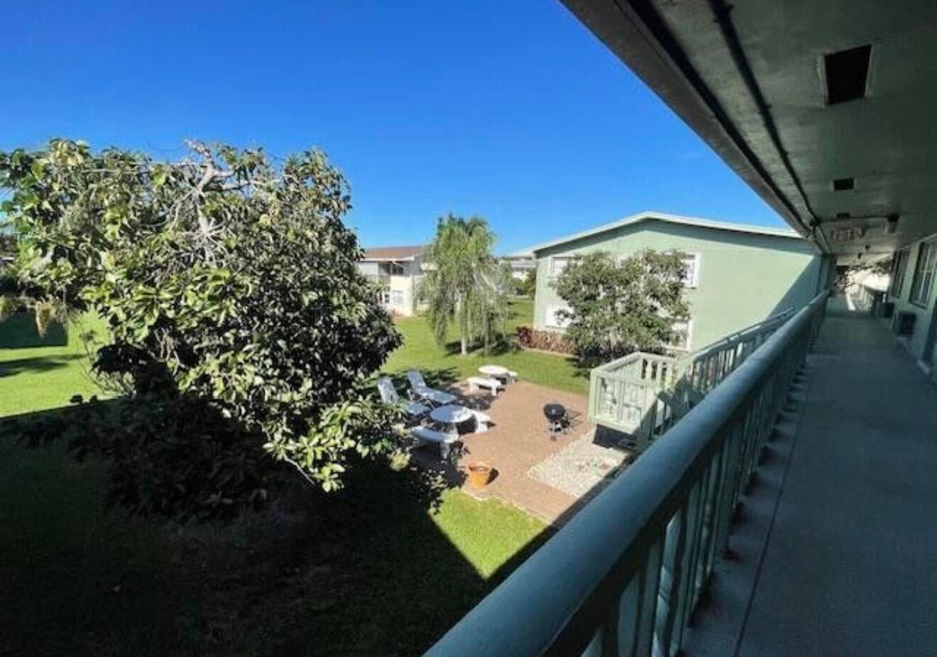 66 Easthampton C C, West Palm Beach, FL 33417 — photo 3 of 19