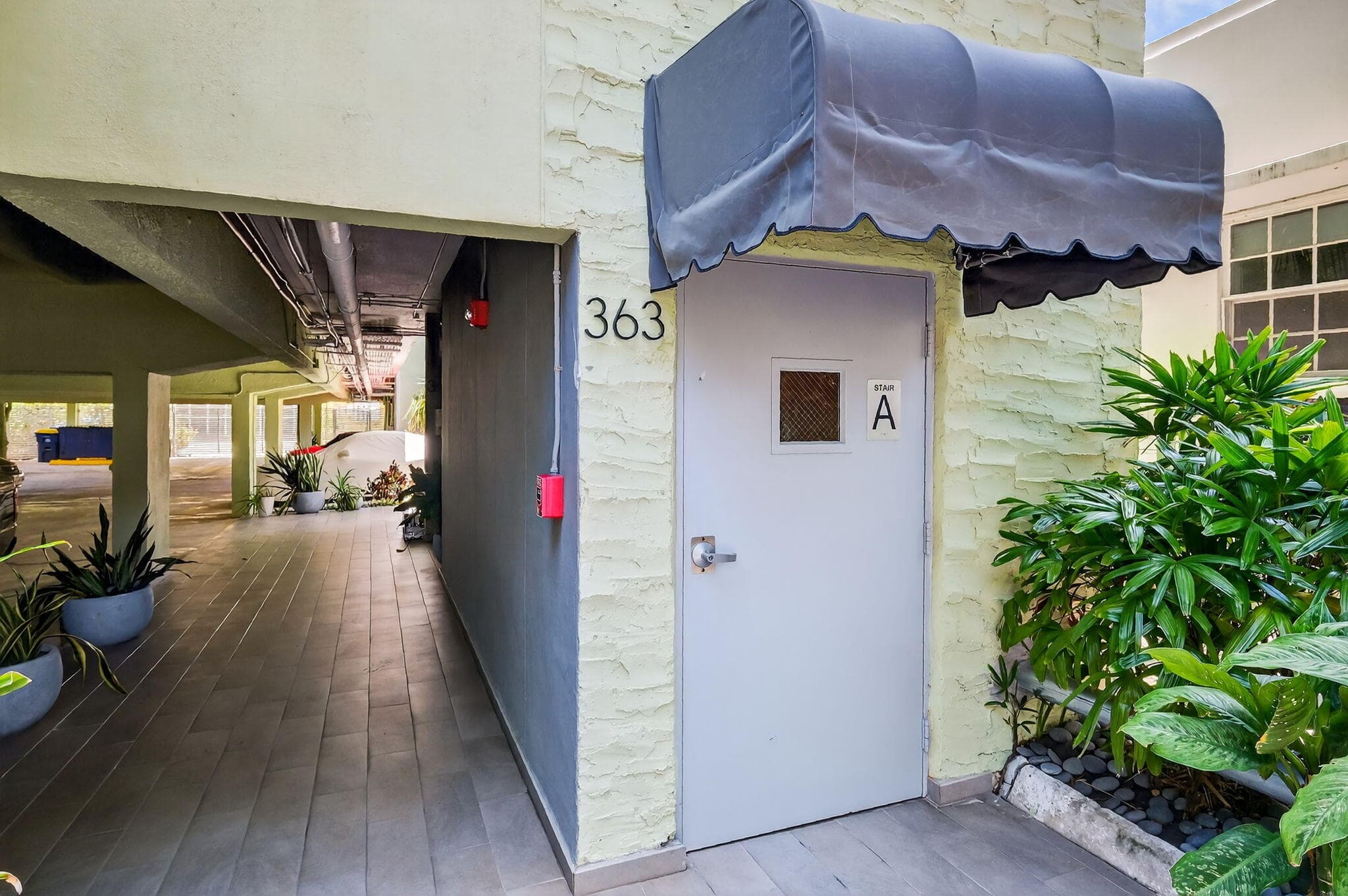 363 Washington Avenue 32, Miami Beach, FL 33139 — photo 24 of 33