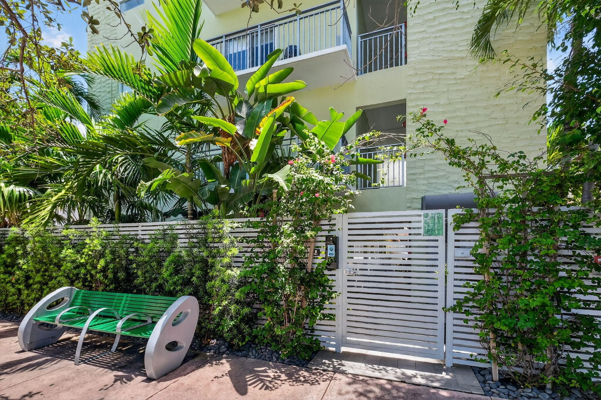 363 Washington Avenue 32, Miami Beach, FL 33139 — photo 25 of 33