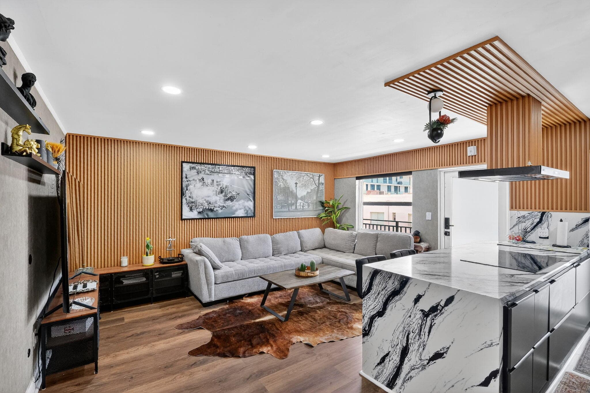363 Washington Avenue 32, Miami Beach, FL 33139 — photo 4 of 33