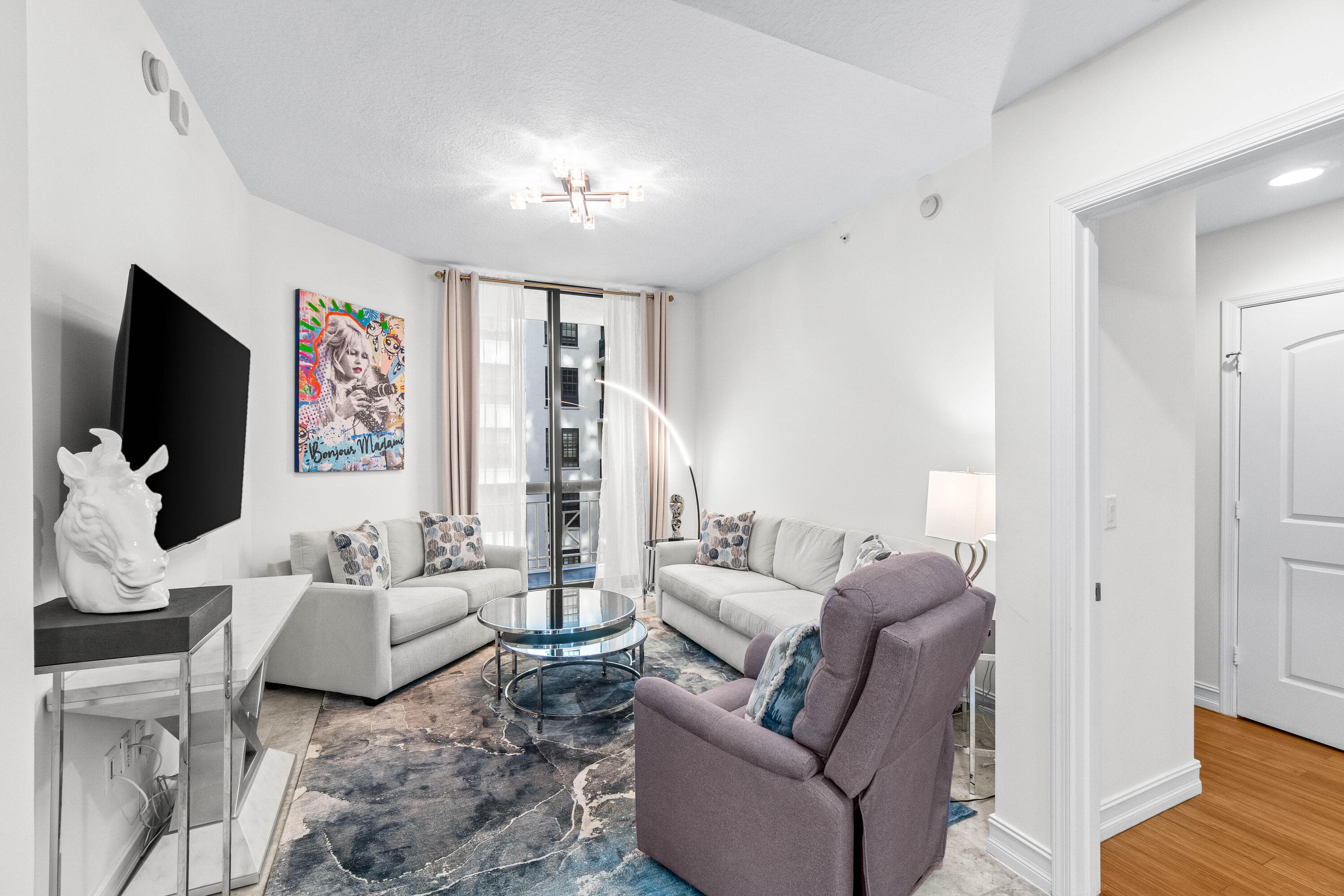 701 S Olive Avenue 807, West Palm Beach, FL 33401 — photo 5 of 49