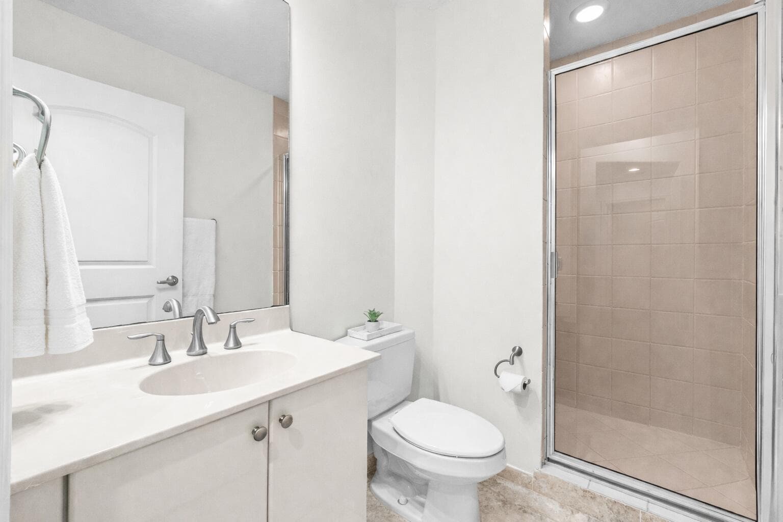 701 S Olive Avenue 807, West Palm Beach, FL 33401 — photo 18 of 49