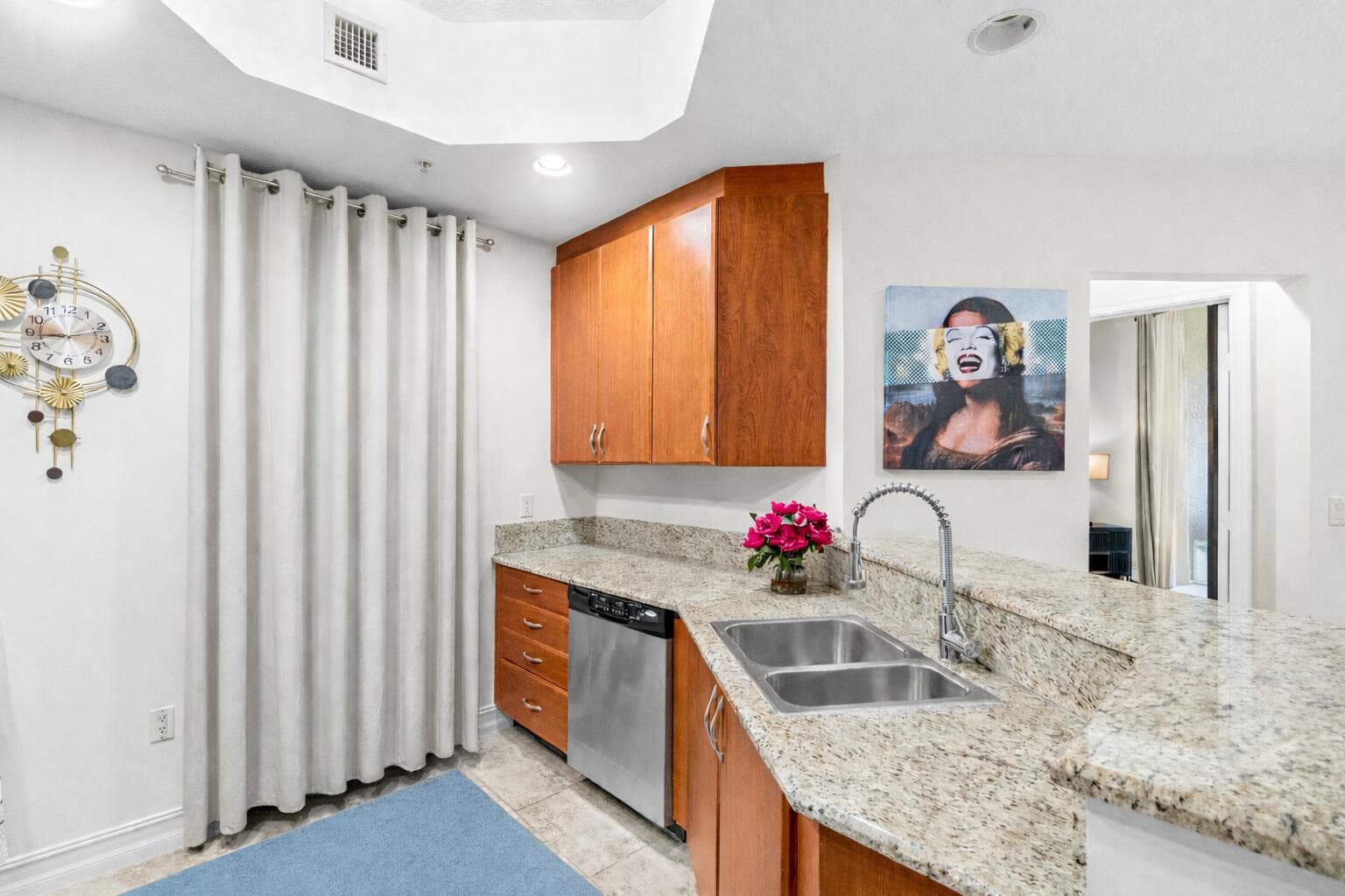 701 S Olive Avenue 807, West Palm Beach, FL 33401 — photo 9 of 49