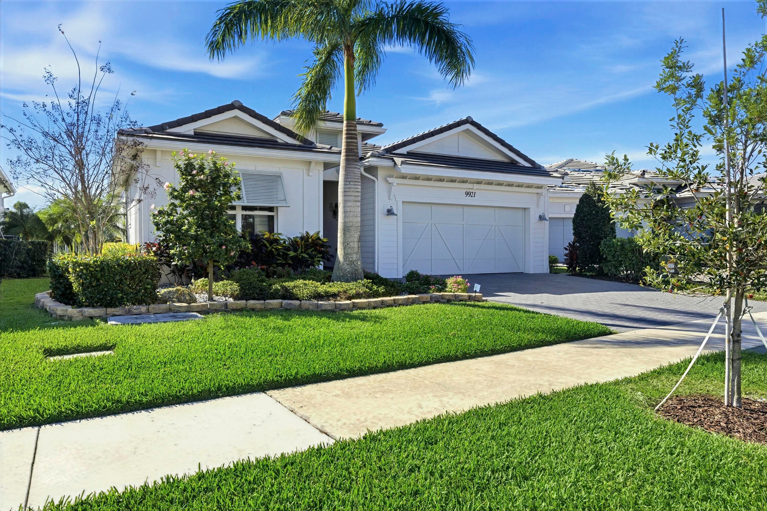9921 Regency Way, Palm Beach Gardens, FL 33412 — photo 4 of 29
