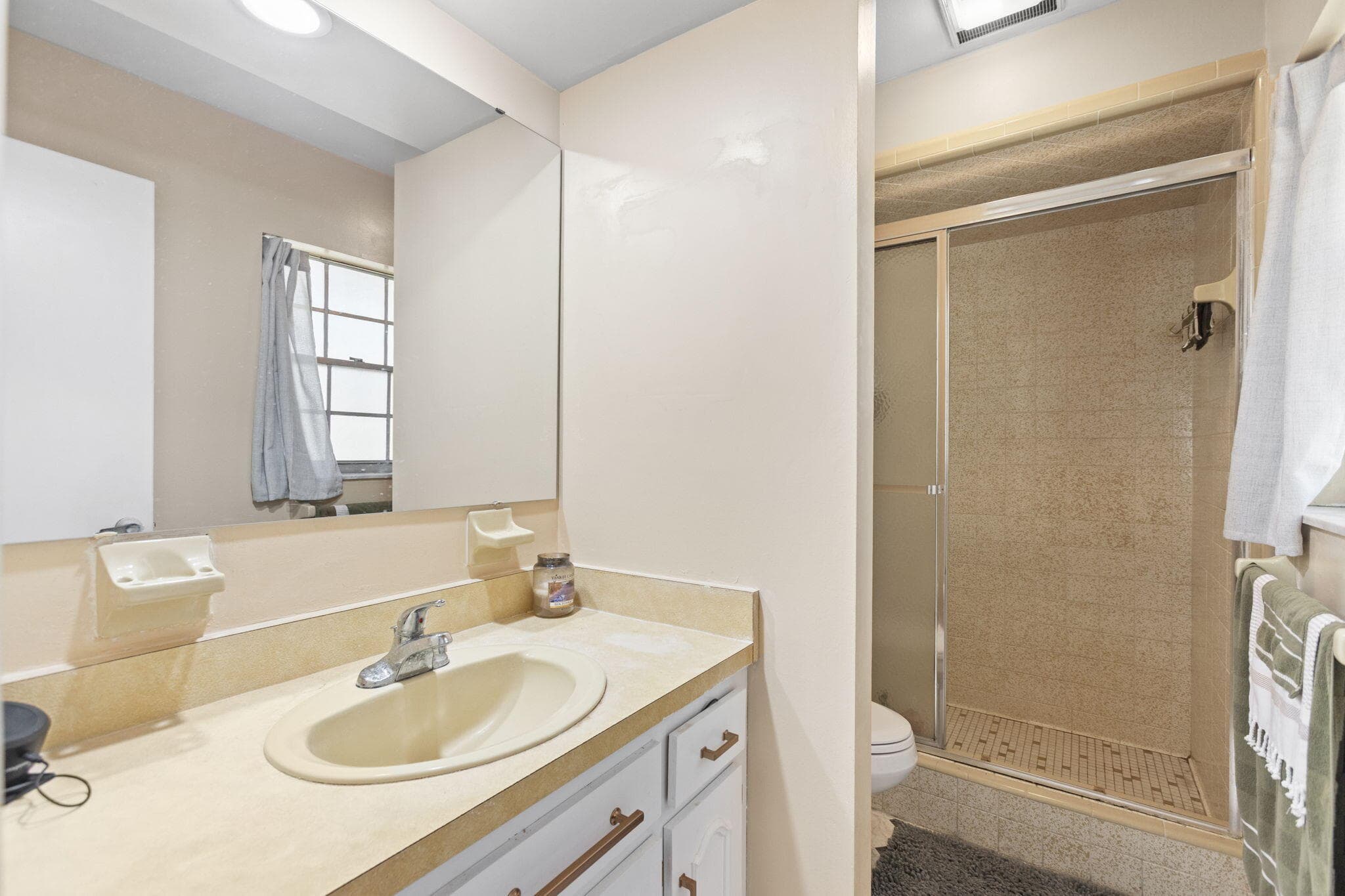 2902 Grove Drive, Fort Pierce, FL 34981 — photo 15 of 39