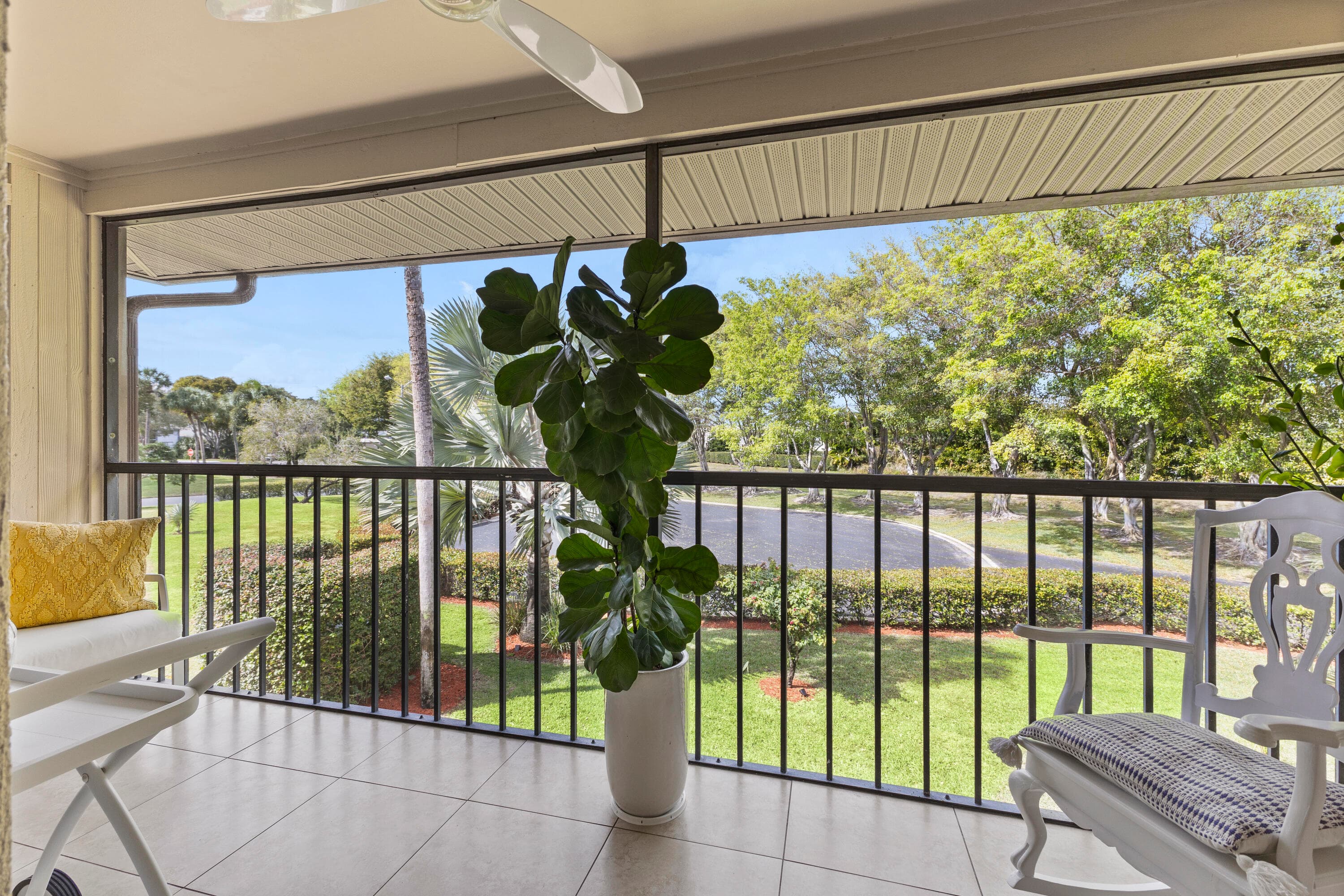 15492 Lakes Of Delray Boulevard 203, Delray Beach, FL 33484 — photo 3 of 31