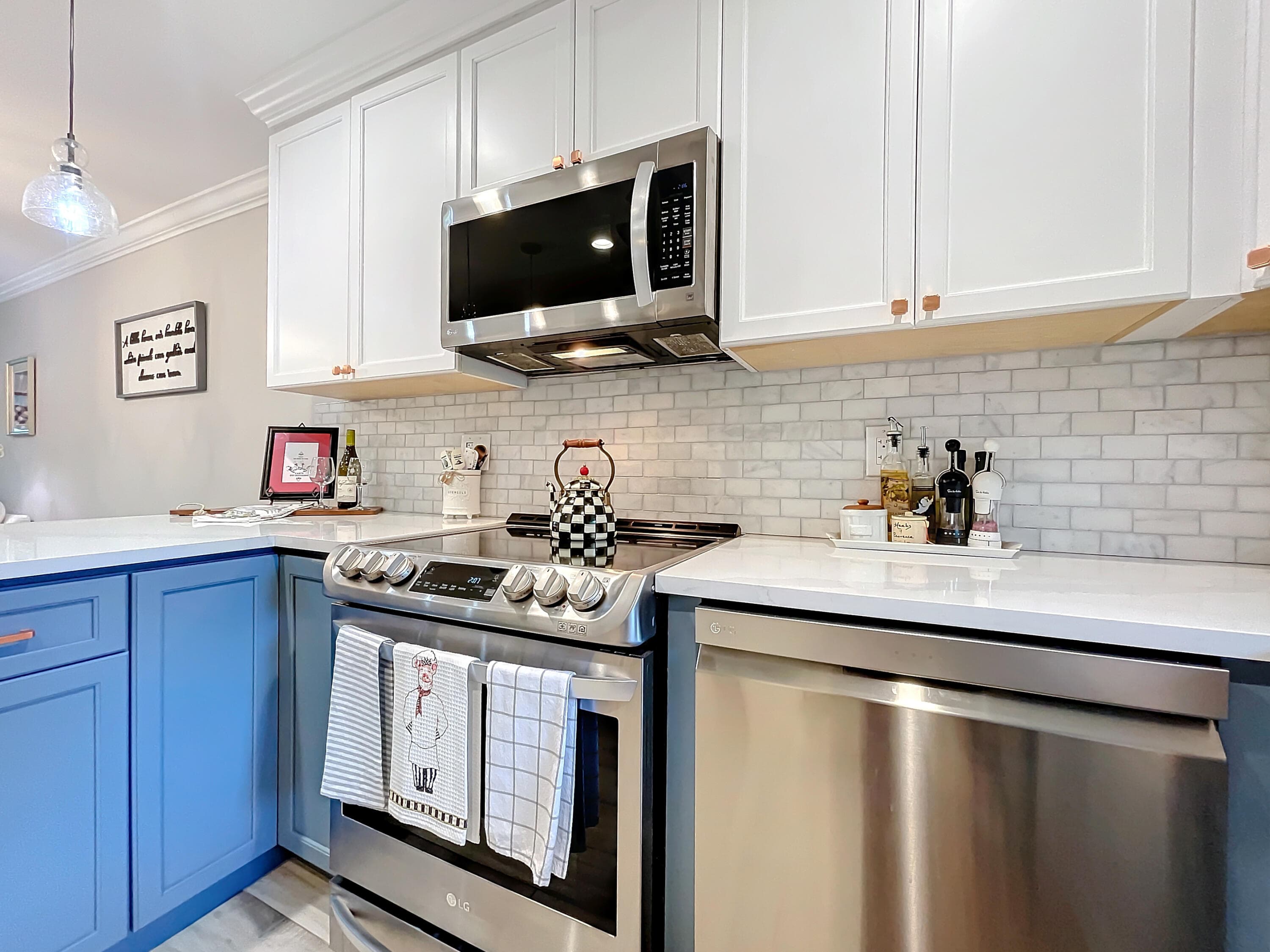 3060 Holiday Springs Boulevard 312, Margate, FL 33065 — photo 5 of 43