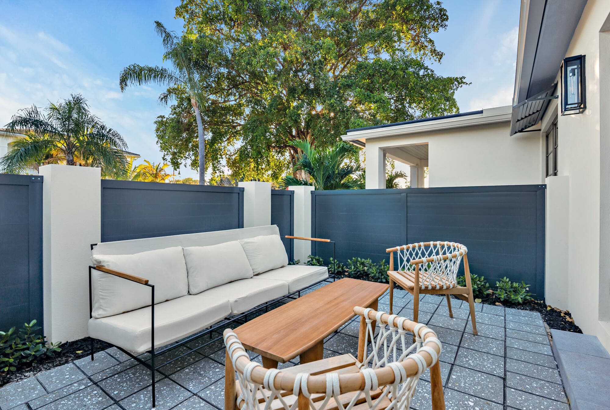 263 Alhambra Place, West Palm Beach, FL 33405 — photo 21 of 32