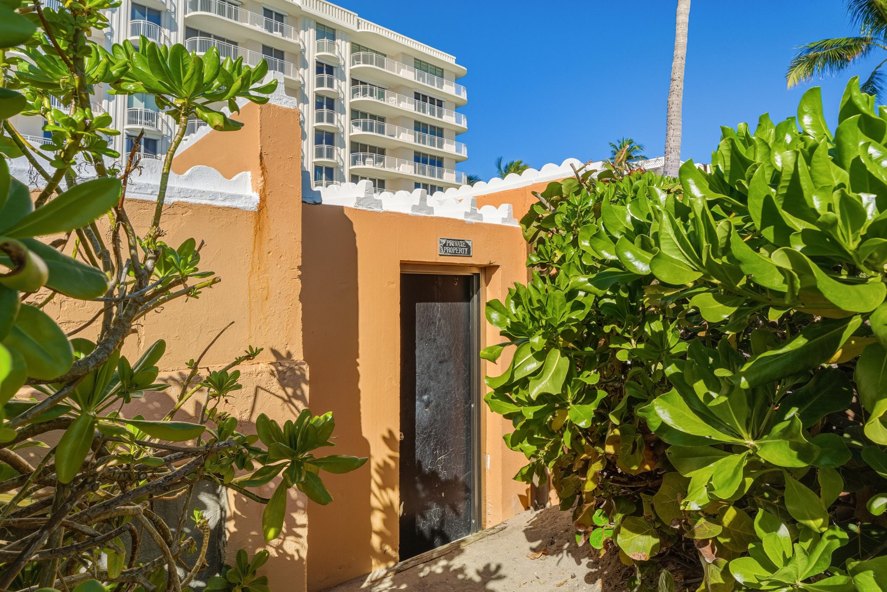 100 Worth Avenue 310, Palm Beach, FL 33480 — photo 21 of 38
