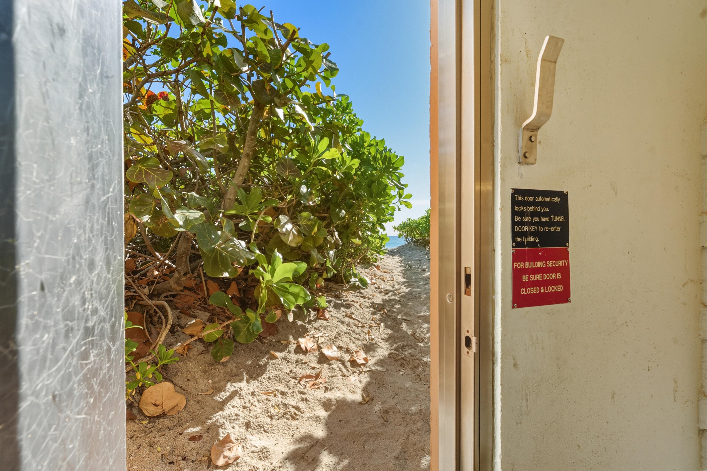 100 Worth Avenue 310, Palm Beach, FL 33480 — photo 27 of 38