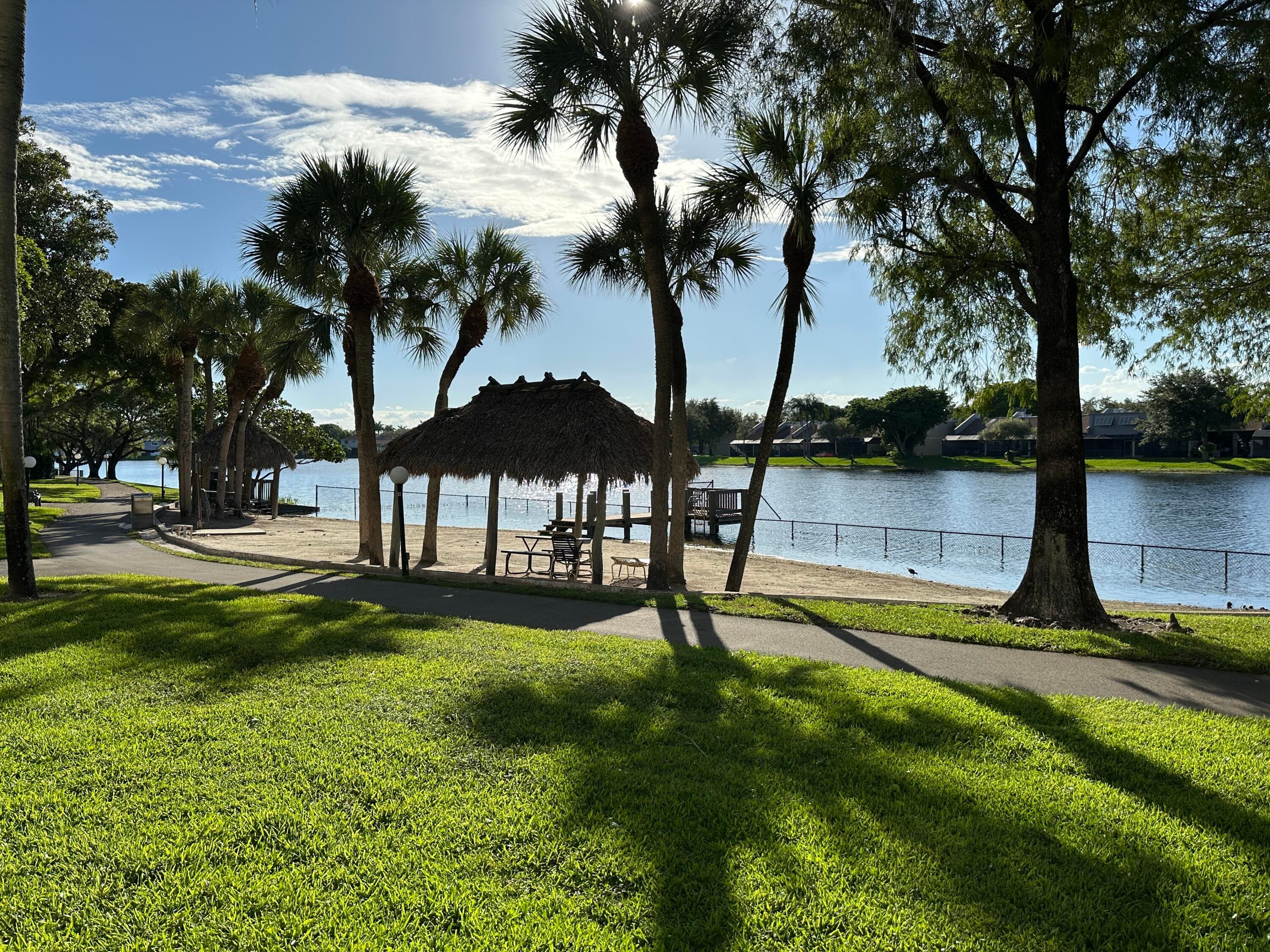 1101 Colony Point Circle 108, Pembroke Pines, FL 33026 — photo 2 of 38