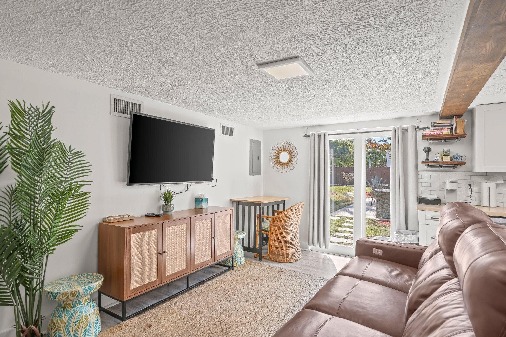 812 S N Street, Lake Worth Beach, FL 33460 — photo 31 of 81