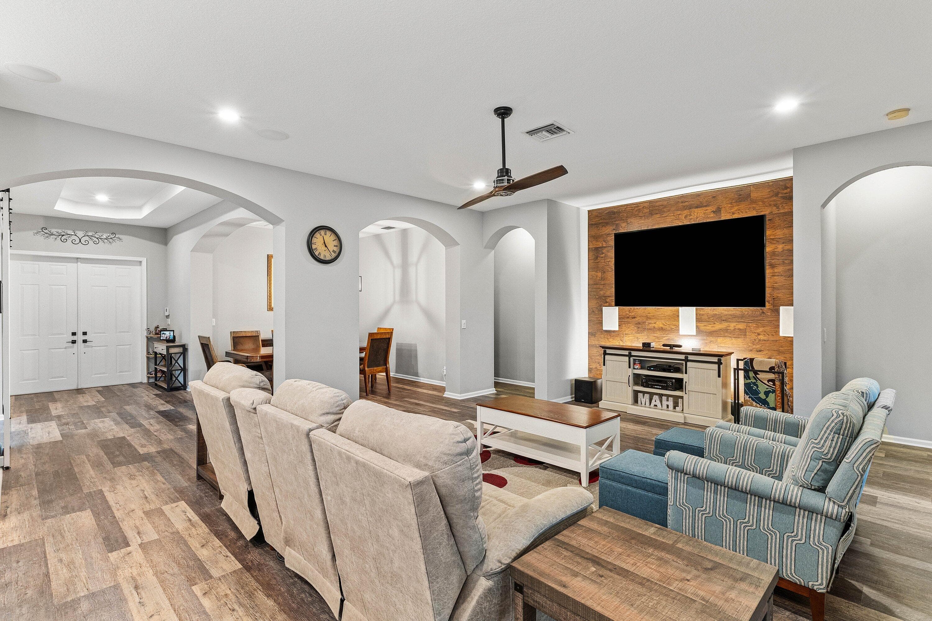 8948 New Hope Court, Royal Palm Beach, FL 33411 — photo 18 of 60