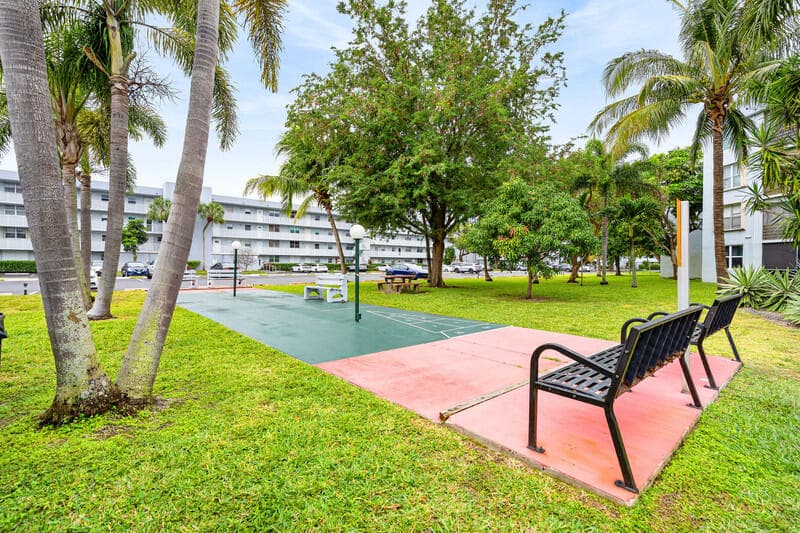 109 Royal Park Drive 3b, Oakland Park, FL 33309 — photo 20 of 28
