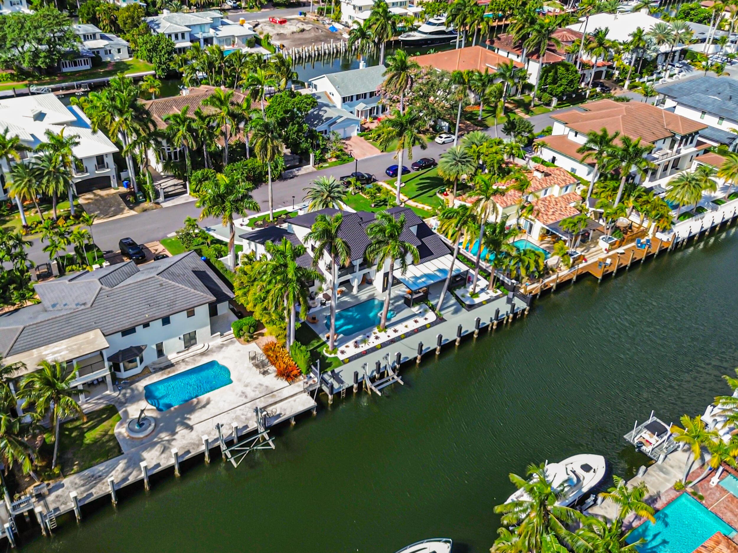 516 Royal Plaza Drive, Fort Lauderdale, FL 33301 — photo 5 of 41