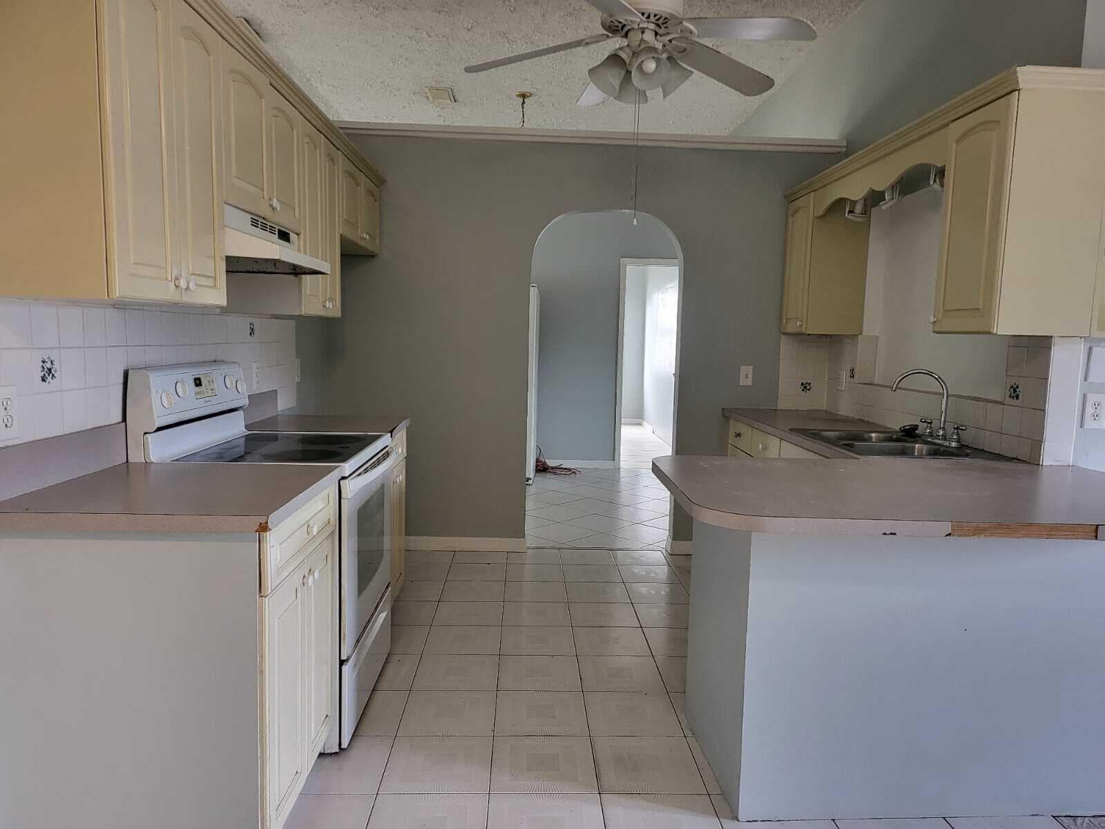 349 SE Fallon Drive, Port St. Lucie, FL 34983 — photo 8 of 26
