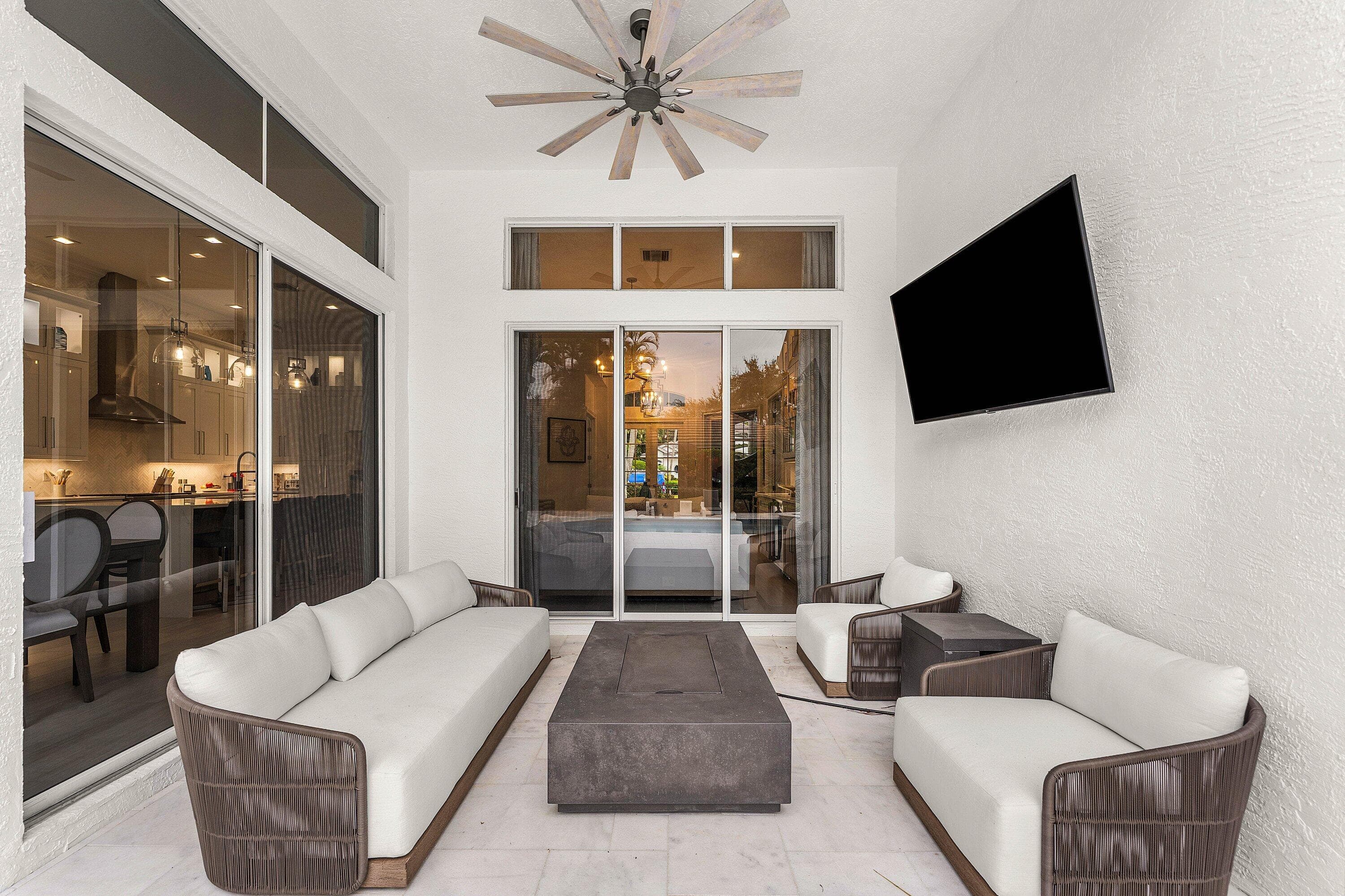 132 Pembroke Drive, Palm Beach Gardens, FL 33418 — photo 39 of 73