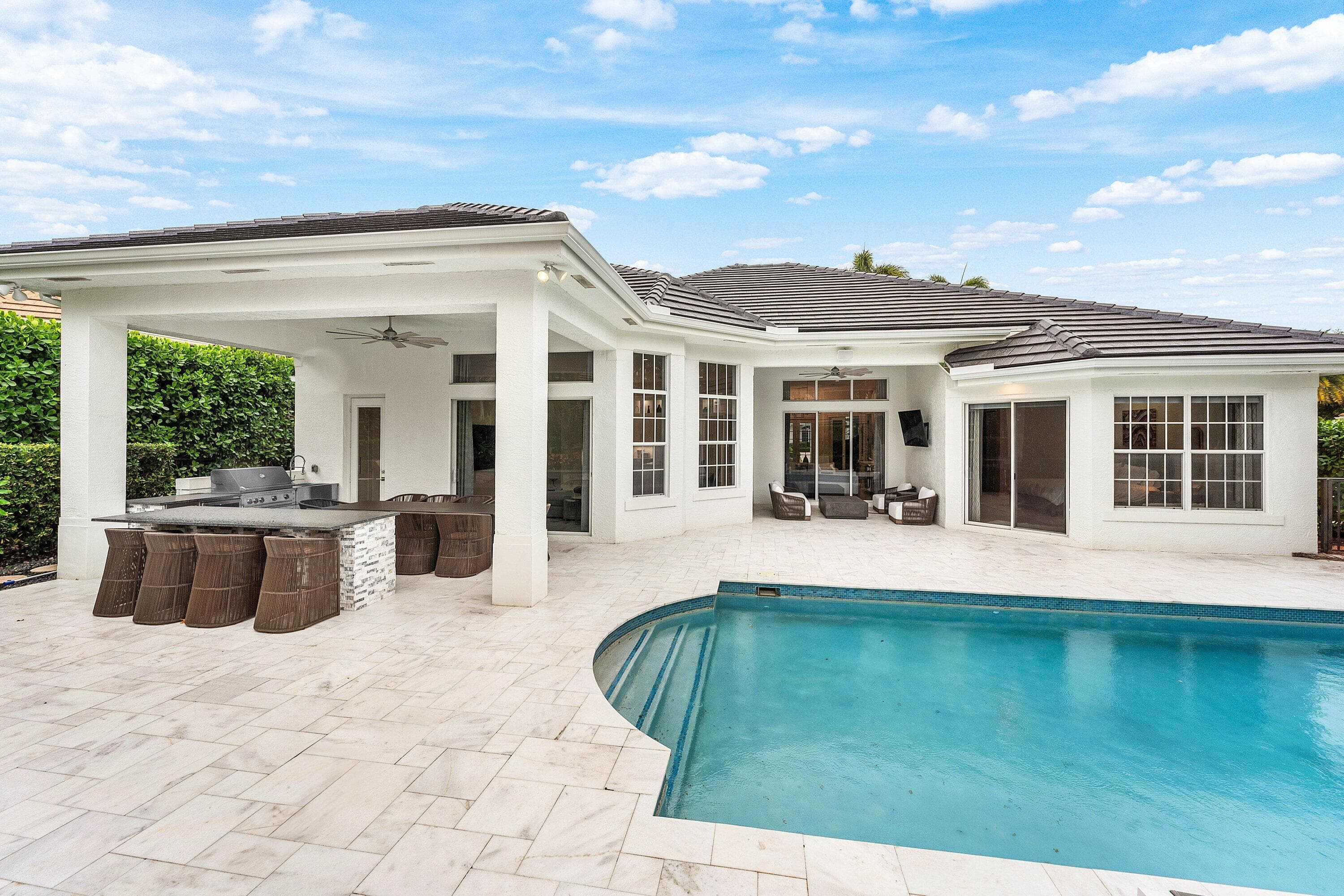 132 Pembroke Drive, Palm Beach Gardens, FL 33418 — photo 47 of 73