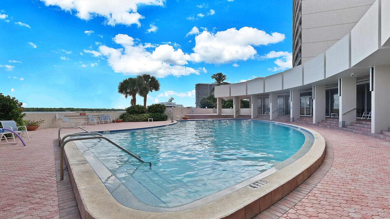 130 Lakeshore Drive 222, North Palm Beach, FL 33408 — photo 24 of 32