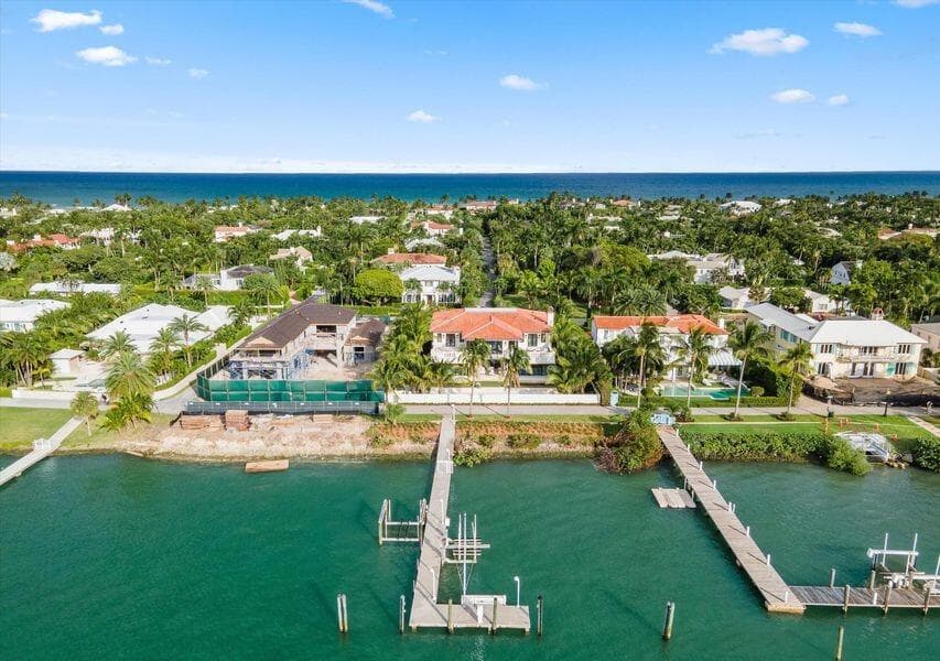 1260 N Lake Way, Palm Beach, FL 33480 — photo 3 of 80