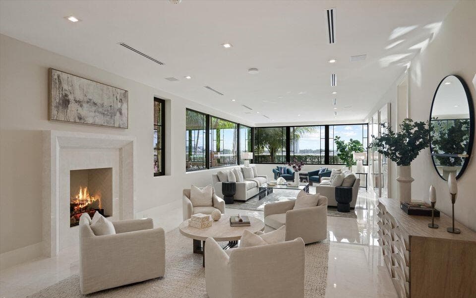 1260 N Lake Way, Palm Beach, FL 33480 — photo 13 of 80