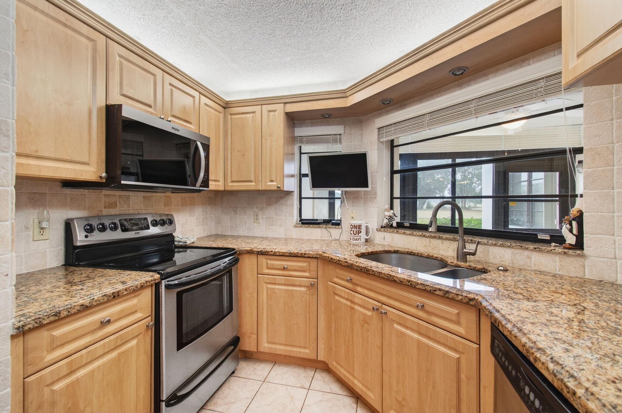 5851 Parkwalk Drive, Boynton Beach, FL 33472 — photo 37 of 63