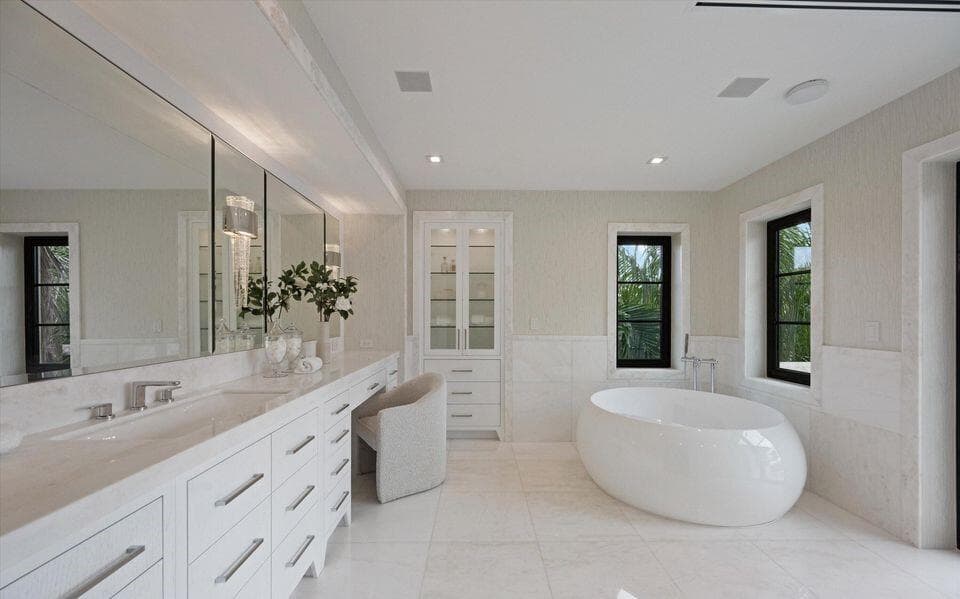 1260 N Lake Way, Palm Beach, FL 33480 — photo 33 of 80