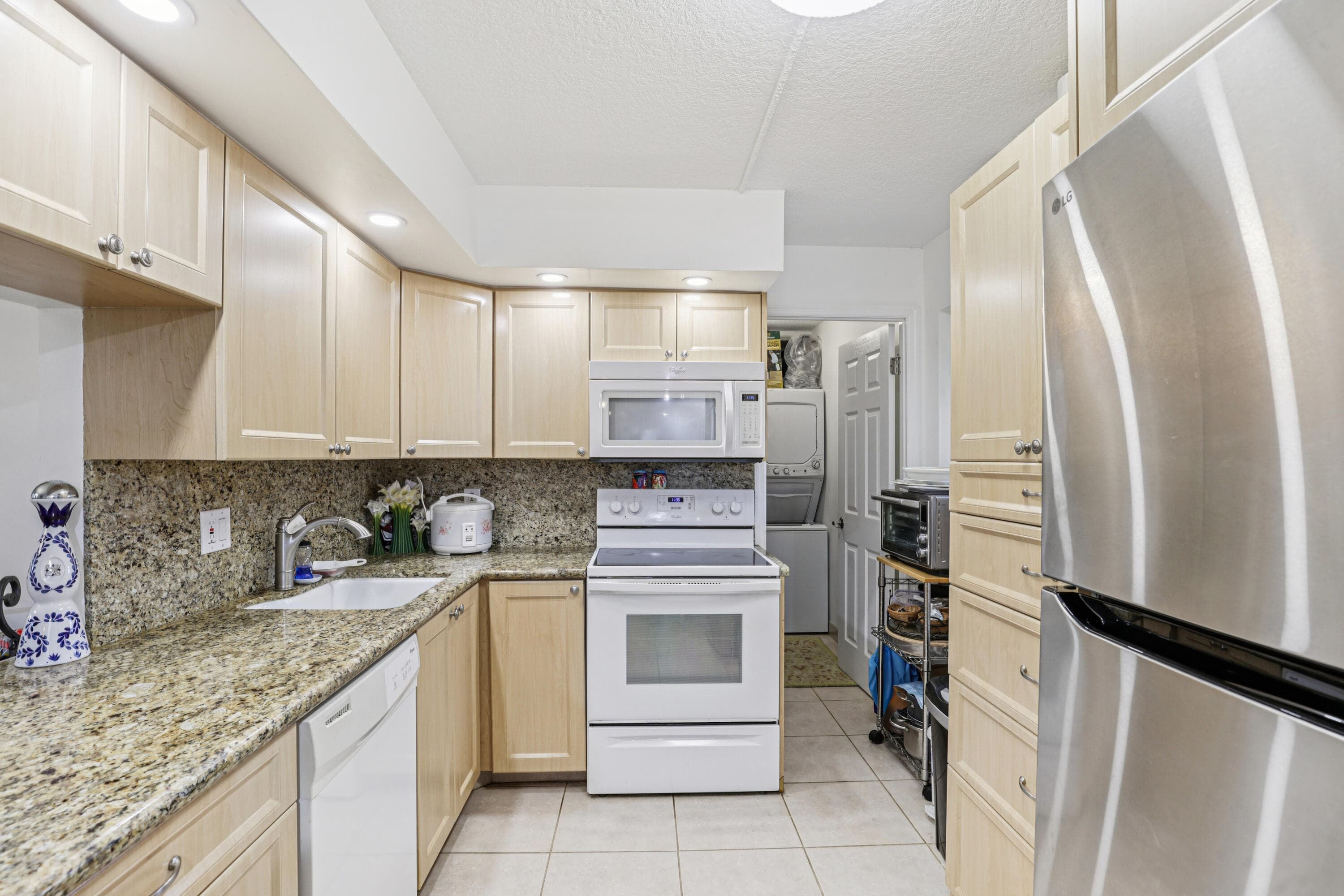250 NW 67th Street 119, Boca Raton, FL 33487 — photo 12 of 35