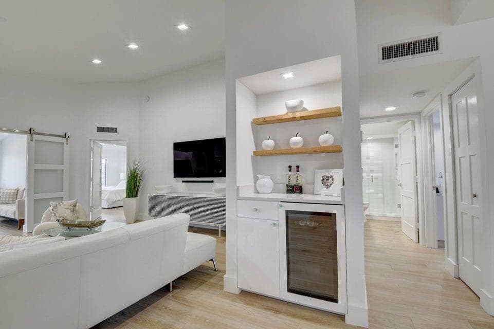 7362 Clunie Place 13304, Delray Beach, FL 33446 — photo 9 of 48