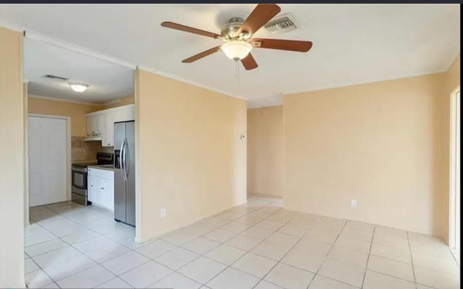 808 W 4th Street W, Riviera Beach, FL 33404 — photo 7 of 11
