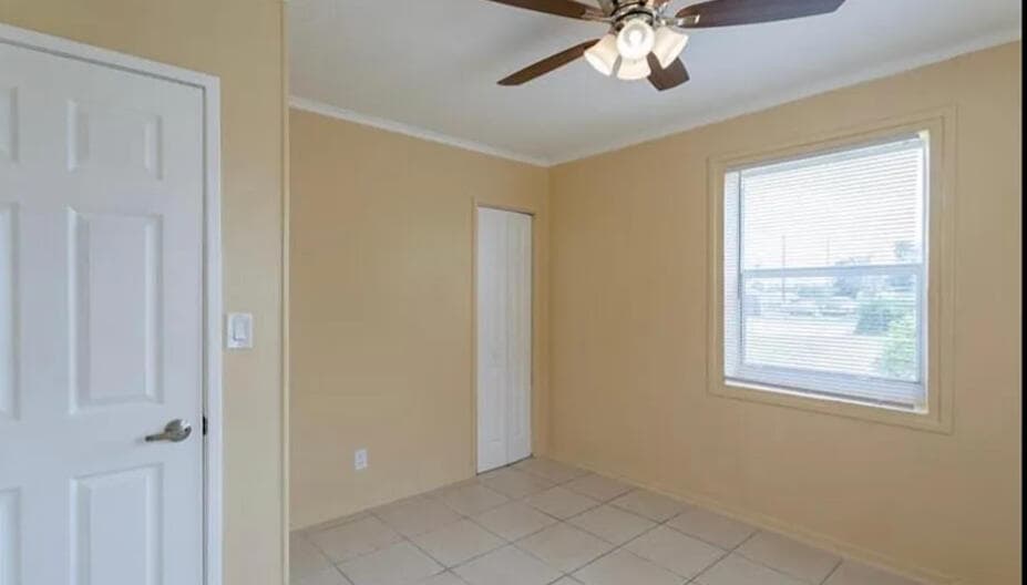 808 W 4th Street W, Riviera Beach, FL 33404 — photo 10 of 11