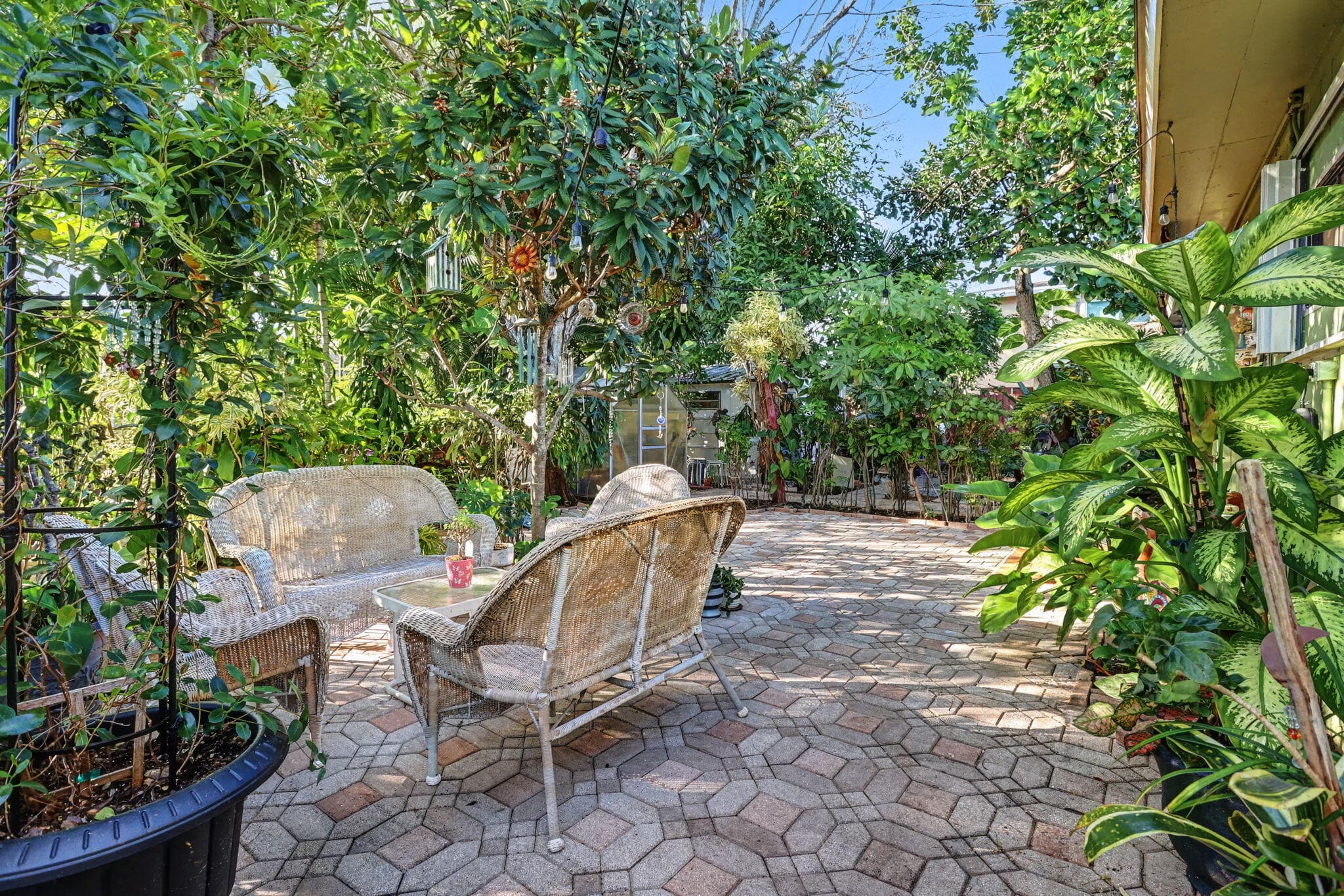 2400 Desoto Drive, Miramar, FL 33023 — photo 26 of 41