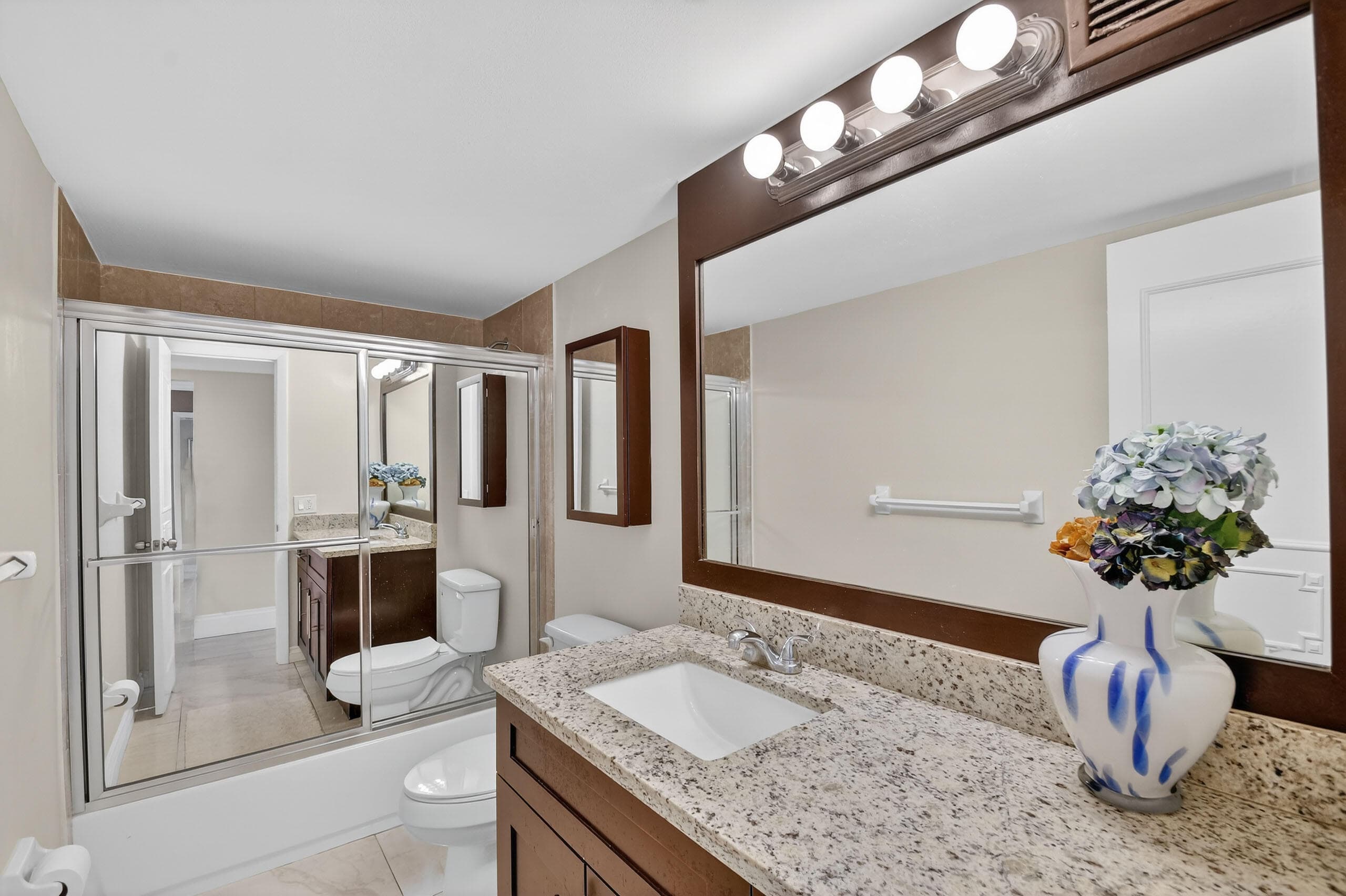 3450 S Ocean Boulevard 423, Palm Beach, FL 33480 — photo 13 of 27