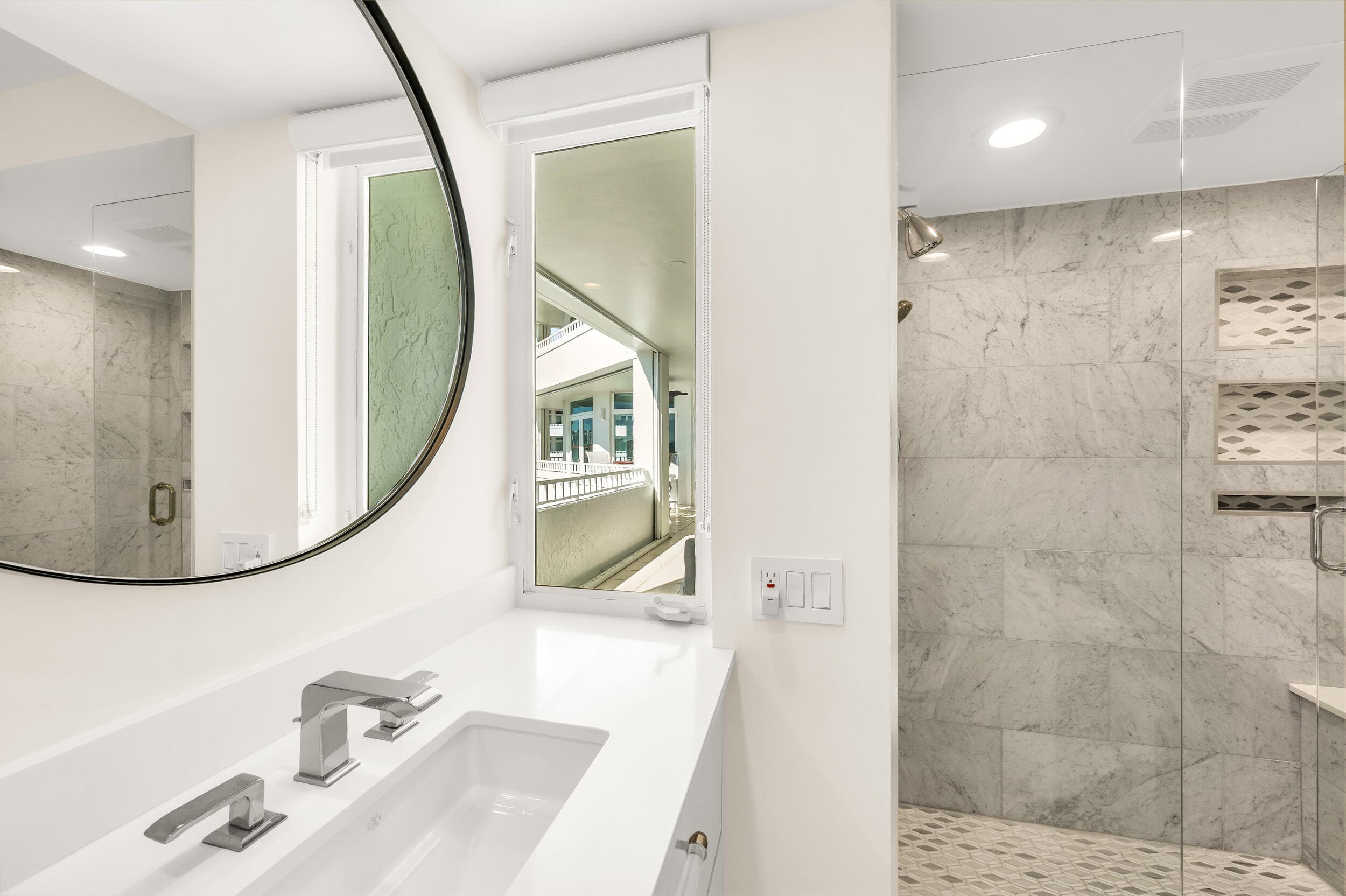 300 SE 5th Avenue 6110, Boca Raton, FL 33432 — photo 7 of 96