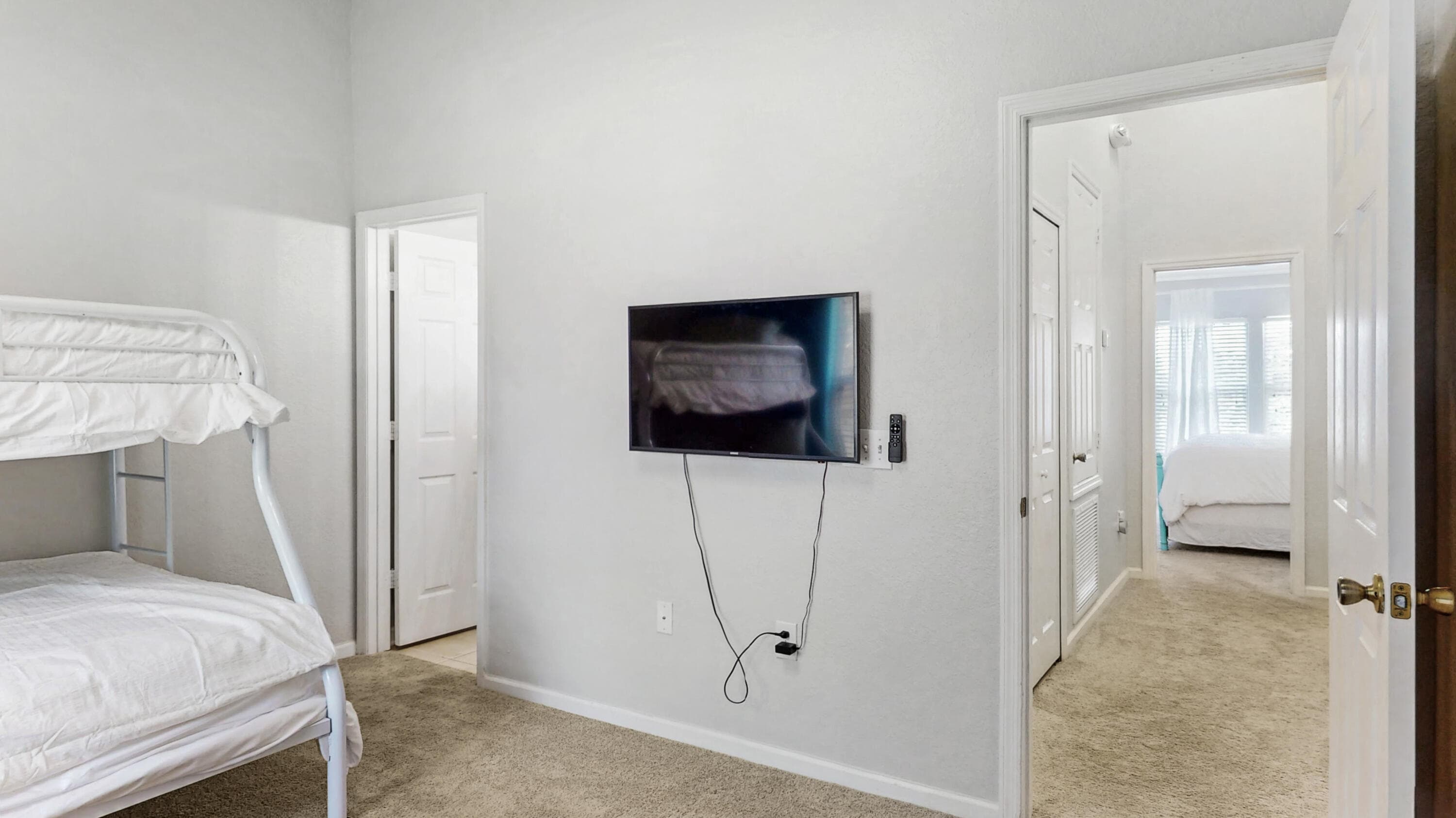 Townhouse in Kissimmee — photo 21 of 34