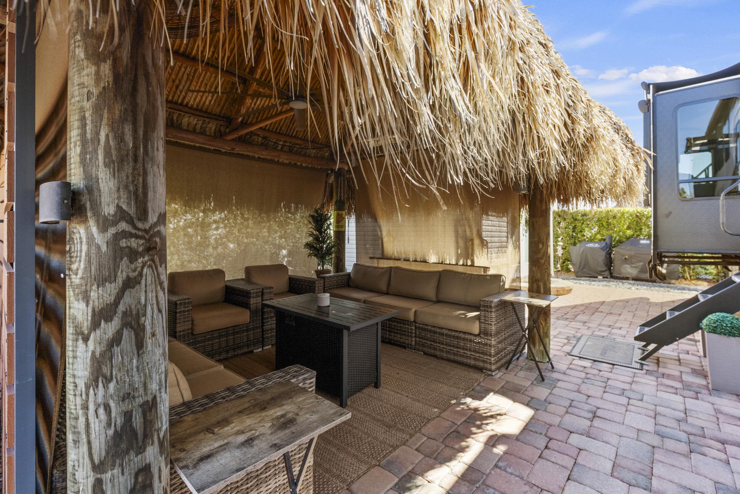 532 SW 38th Trace, Okeechobee, FL 34974 — photo 5 of 73