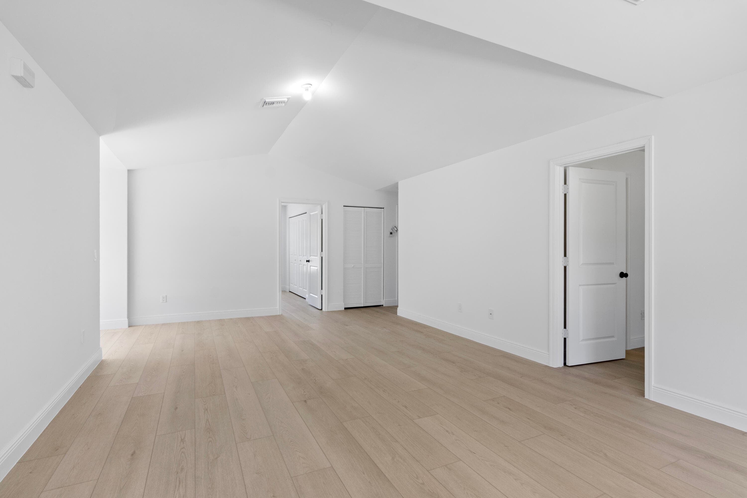 4556 49th Avenue, Vero Beach, FL 32967 — photo 13 of 24