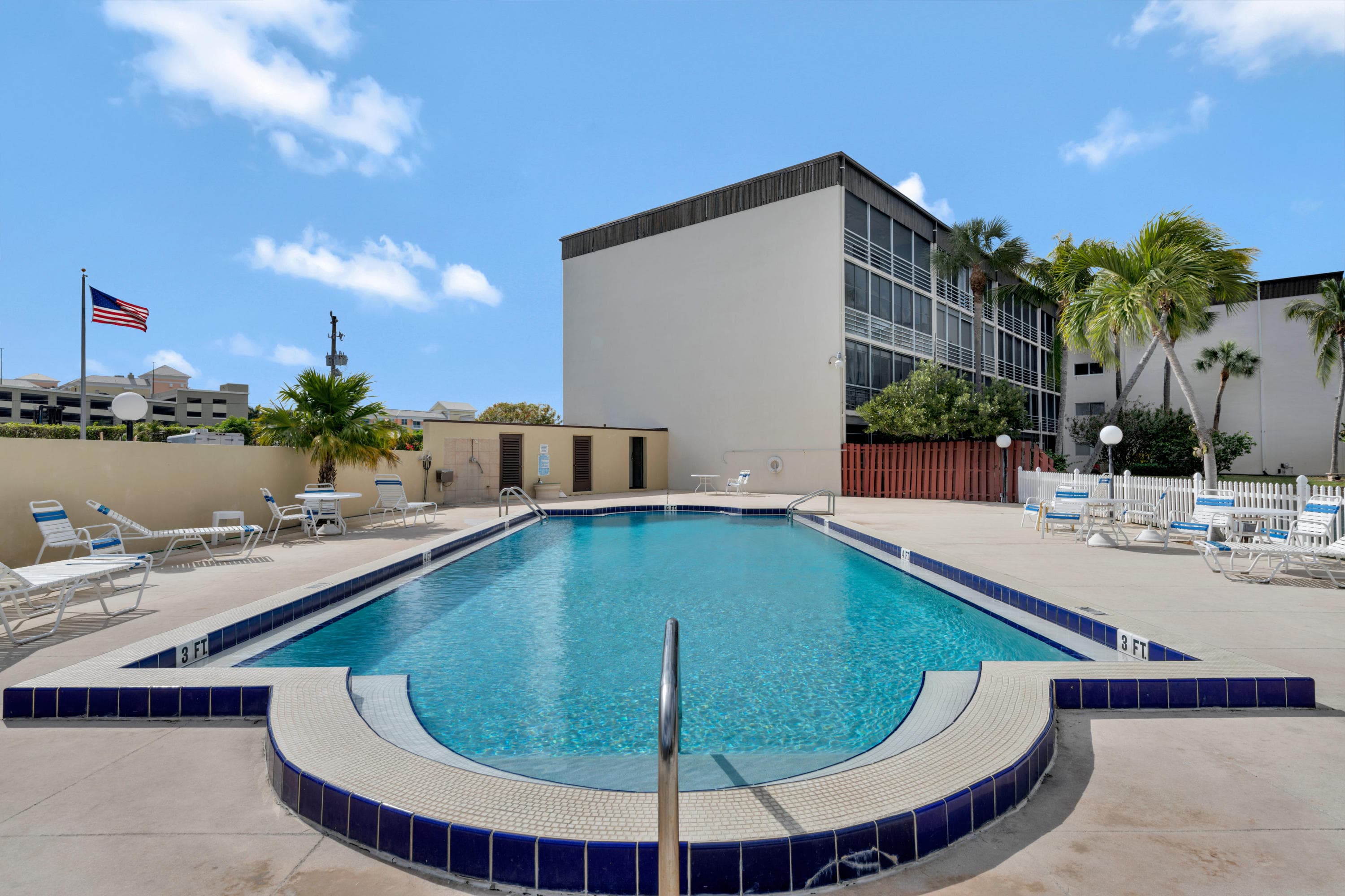 890 N Federal Highway 406, Lantana, FL 33462 — photo 30 of 63