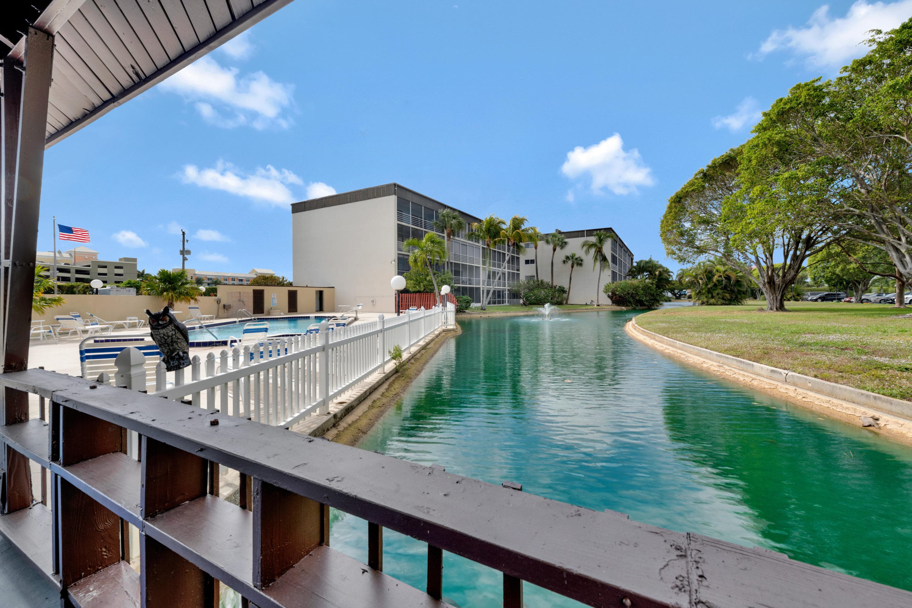 890 N Federal Highway 406, Lantana, FL 33462 — photo 32 of 63