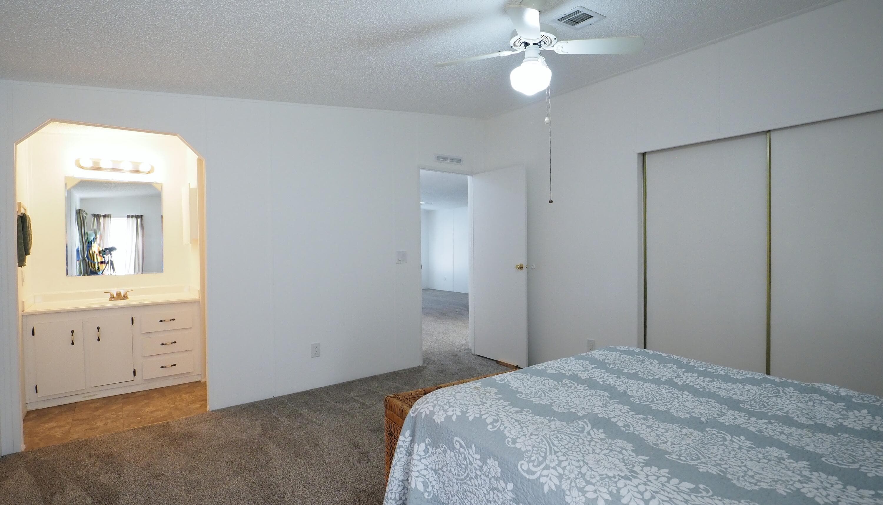 334 Seahorse Terrace, Fort Pierce, FL 34982 — photo 8 of 40