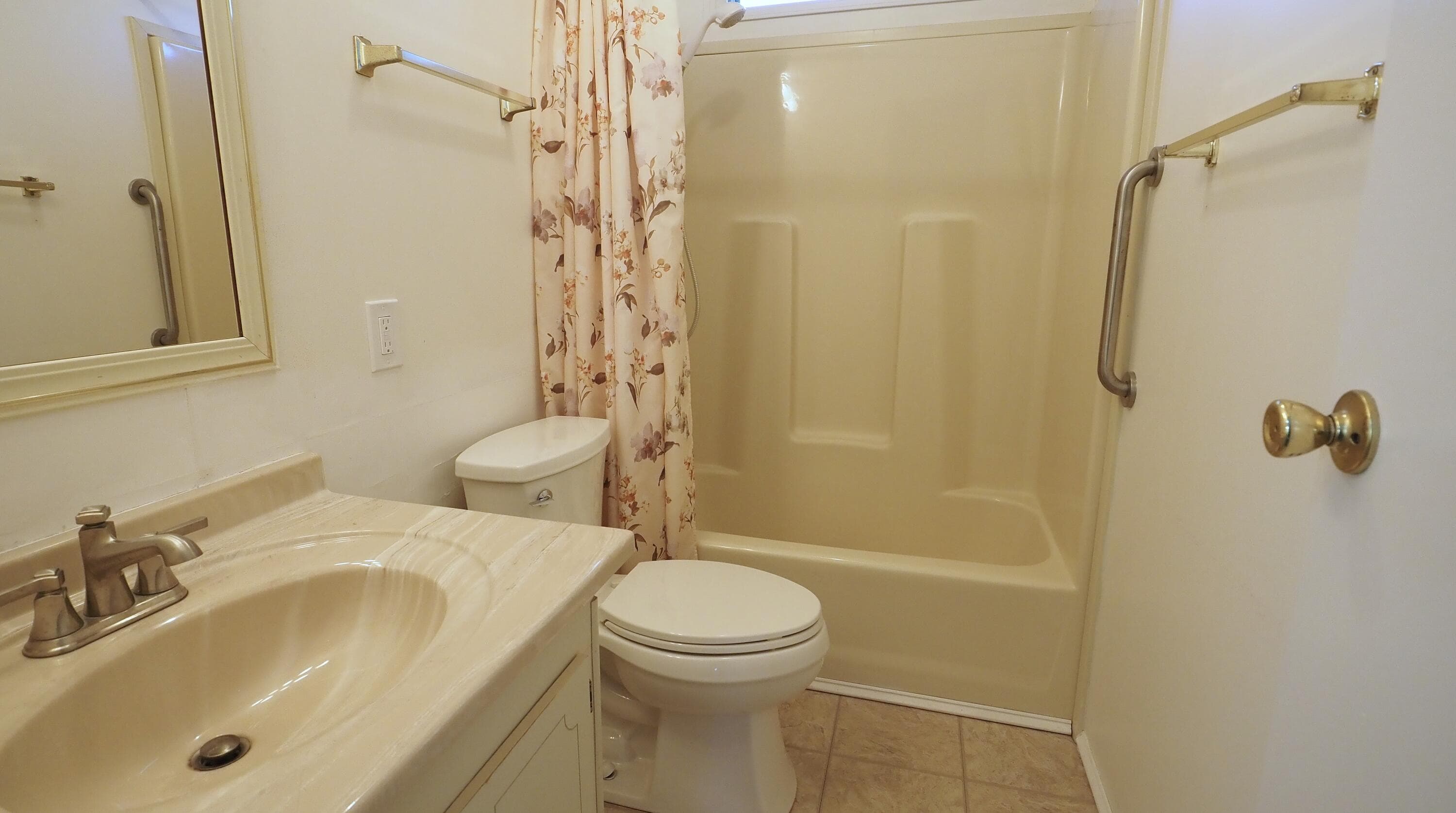 334 Seahorse Terrace, Fort Pierce, FL 34982 — photo 10 of 40