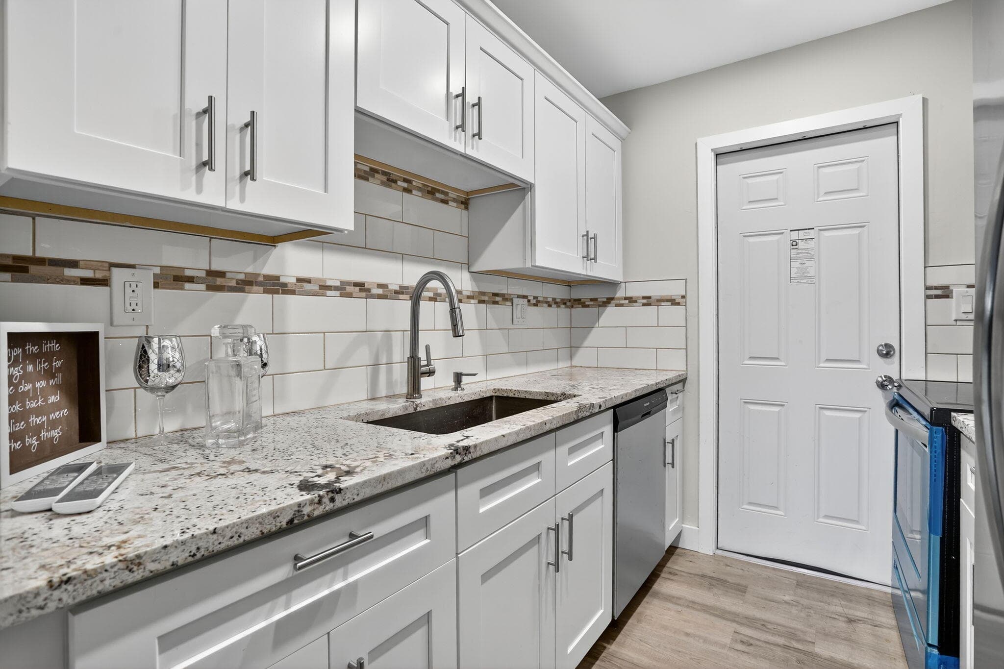 3201 NE 14th St Causeway 501, Pompano Beach, FL 33062 — photo 4 of 32