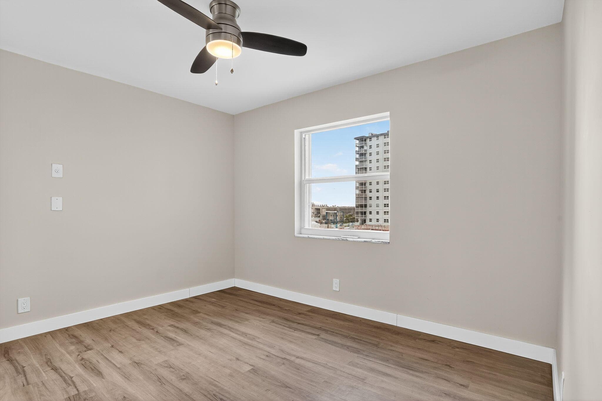 3201 NE 14th St Causeway 501, Pompano Beach, FL 33062 — photo 10 of 32
