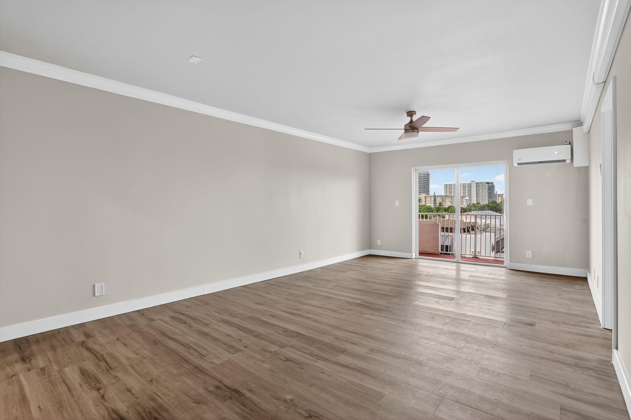 3201 NE 14th St Causeway 501, Pompano Beach, FL 33062 — photo 24 of 32