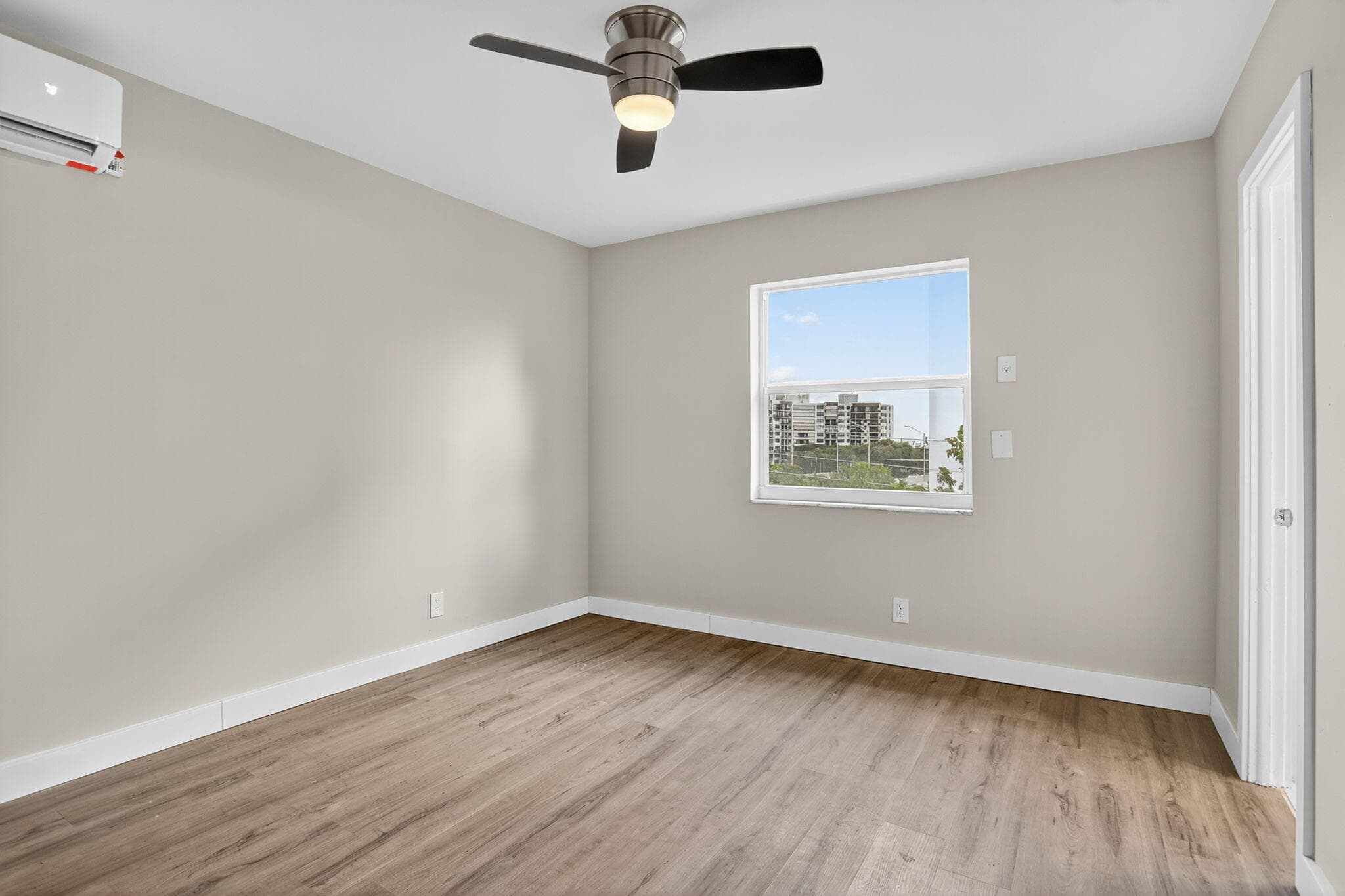 3201 NE 14th St Causeway 501, Pompano Beach, FL 33062 — photo 27 of 32