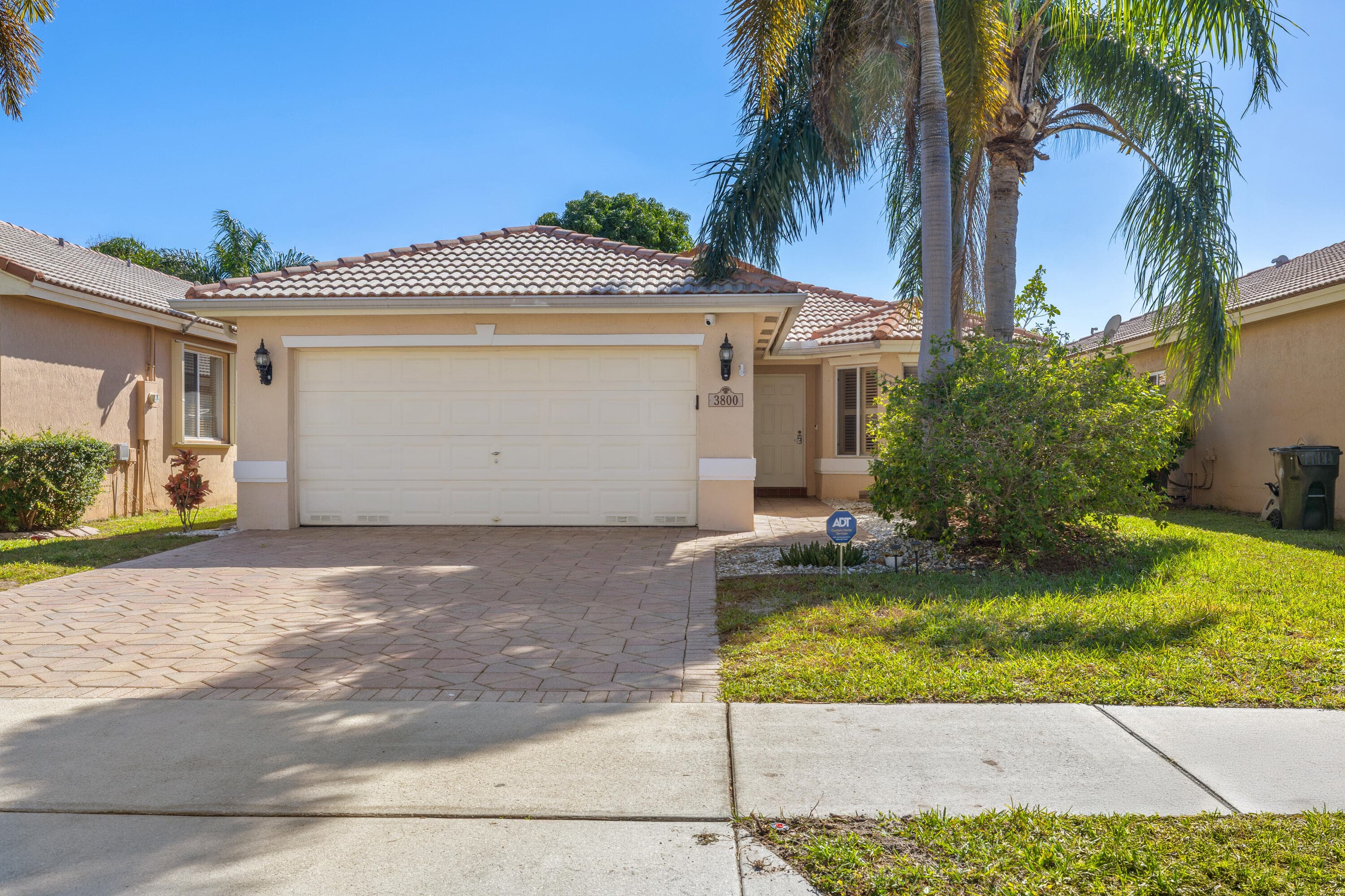 3800 Woodfield Drive, Coconut Creek, FL 33073 — photo 2 of 52
