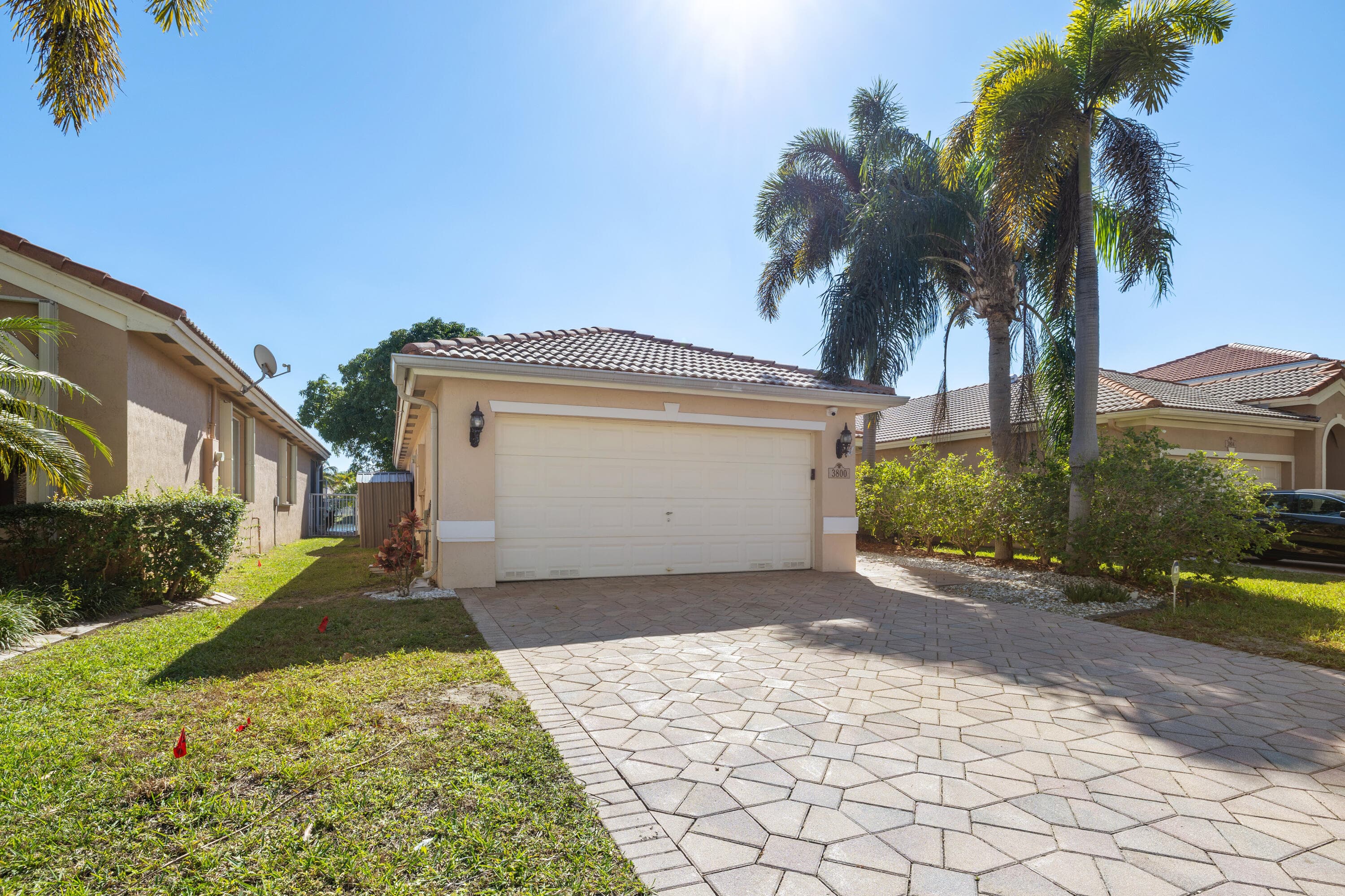 3800 Woodfield Drive, Coconut Creek, FL 33073 — photo 3 of 52