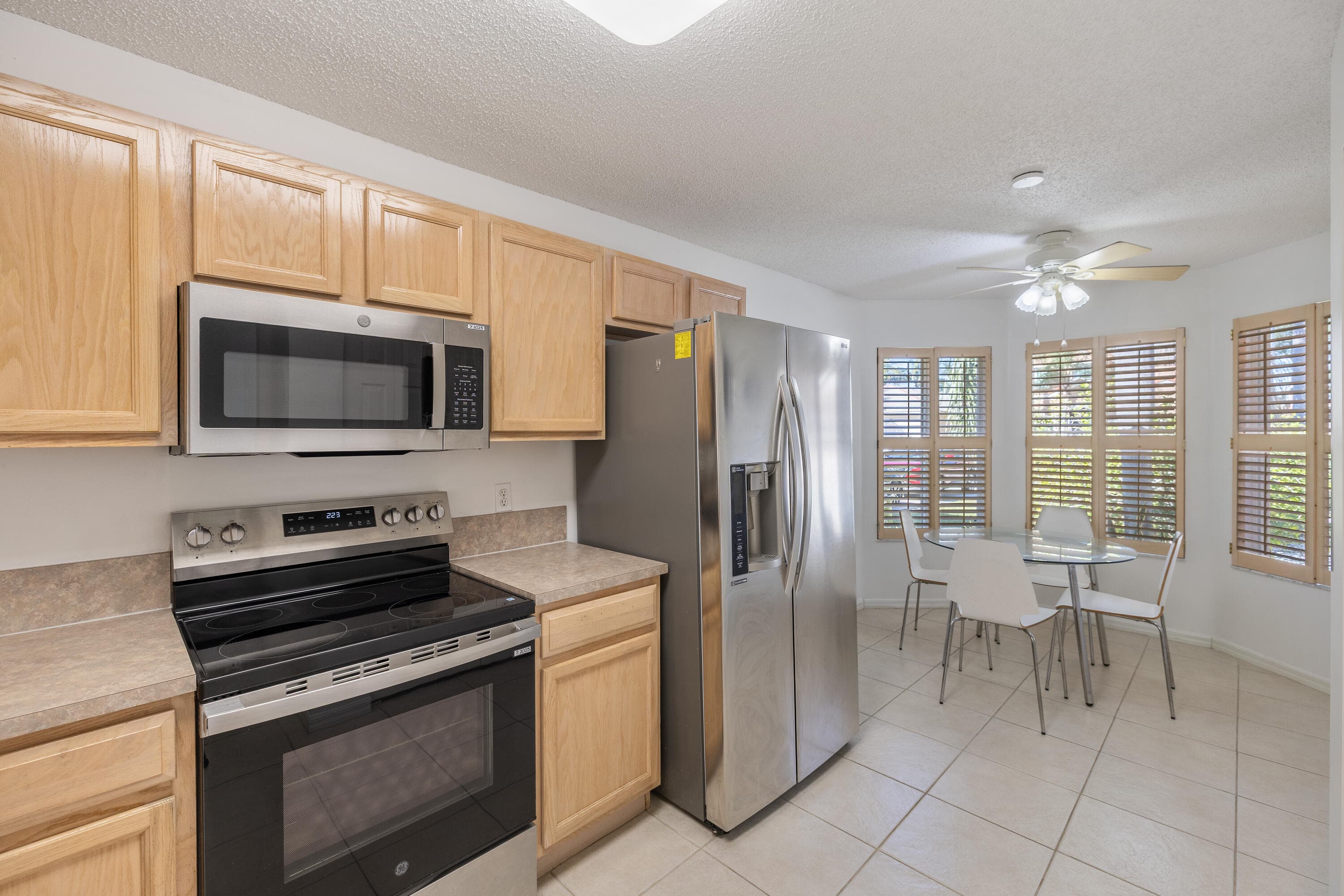 3800 Woodfield Drive, Coconut Creek, FL 33073 — photo 11 of 52