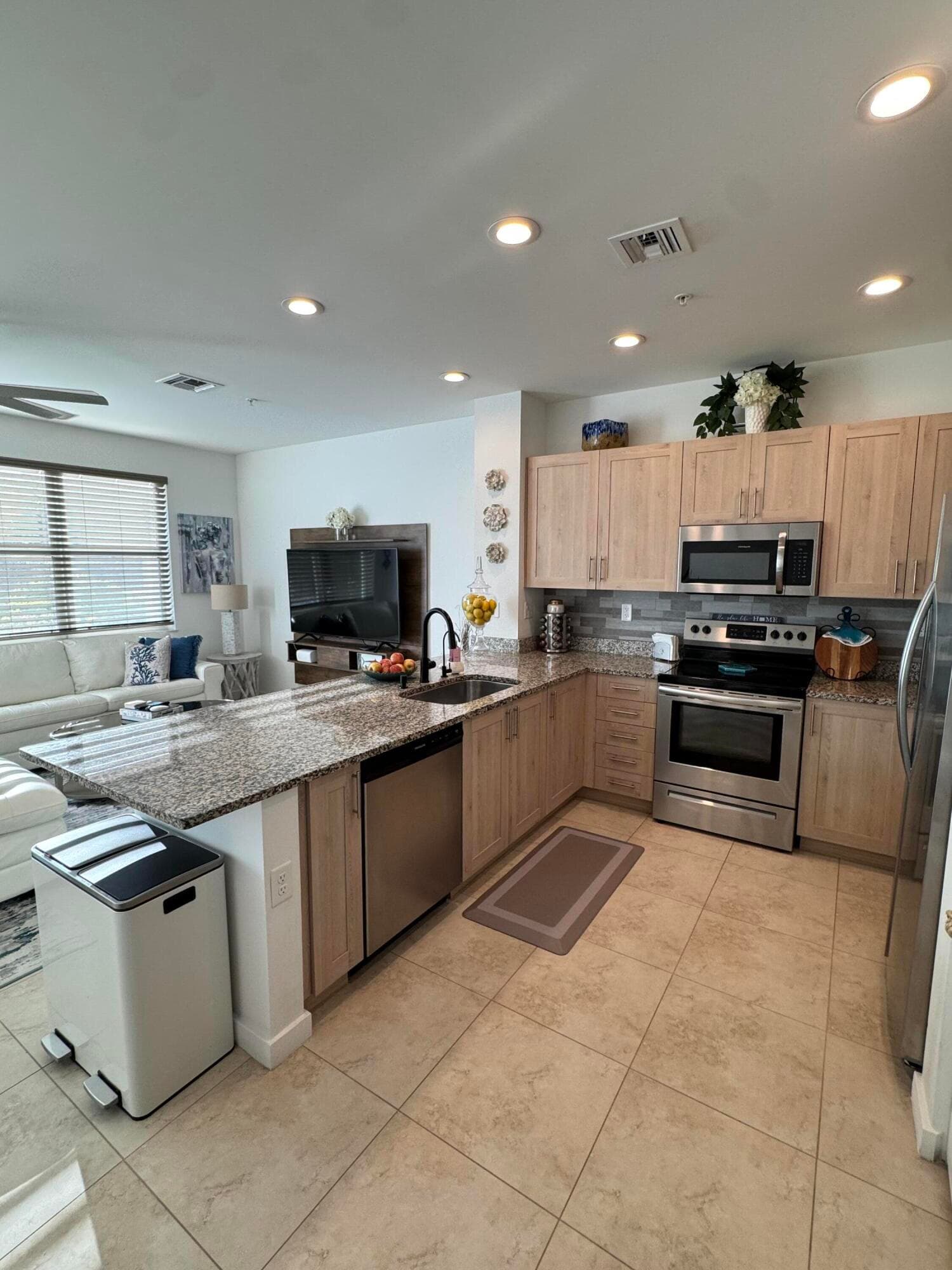 6287 SE Portofino Circle, Hobe Sound, FL 33455 — photo 6 of 35